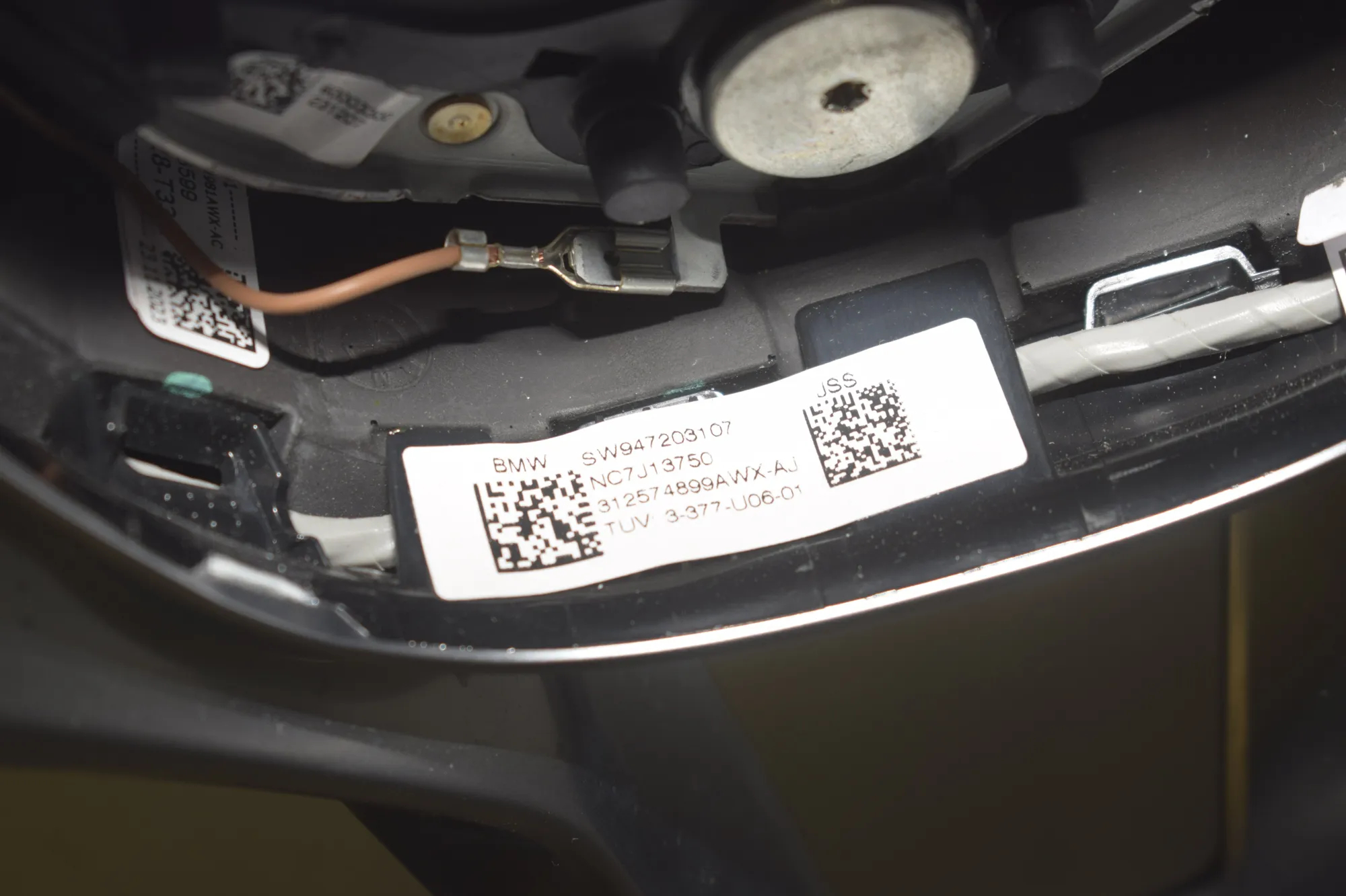 Steering Wheel – OEM 9472031 · BMW X1 (U11) (2022 - -) BMW X1 (U11) sDrive 18 i 2024 – 6