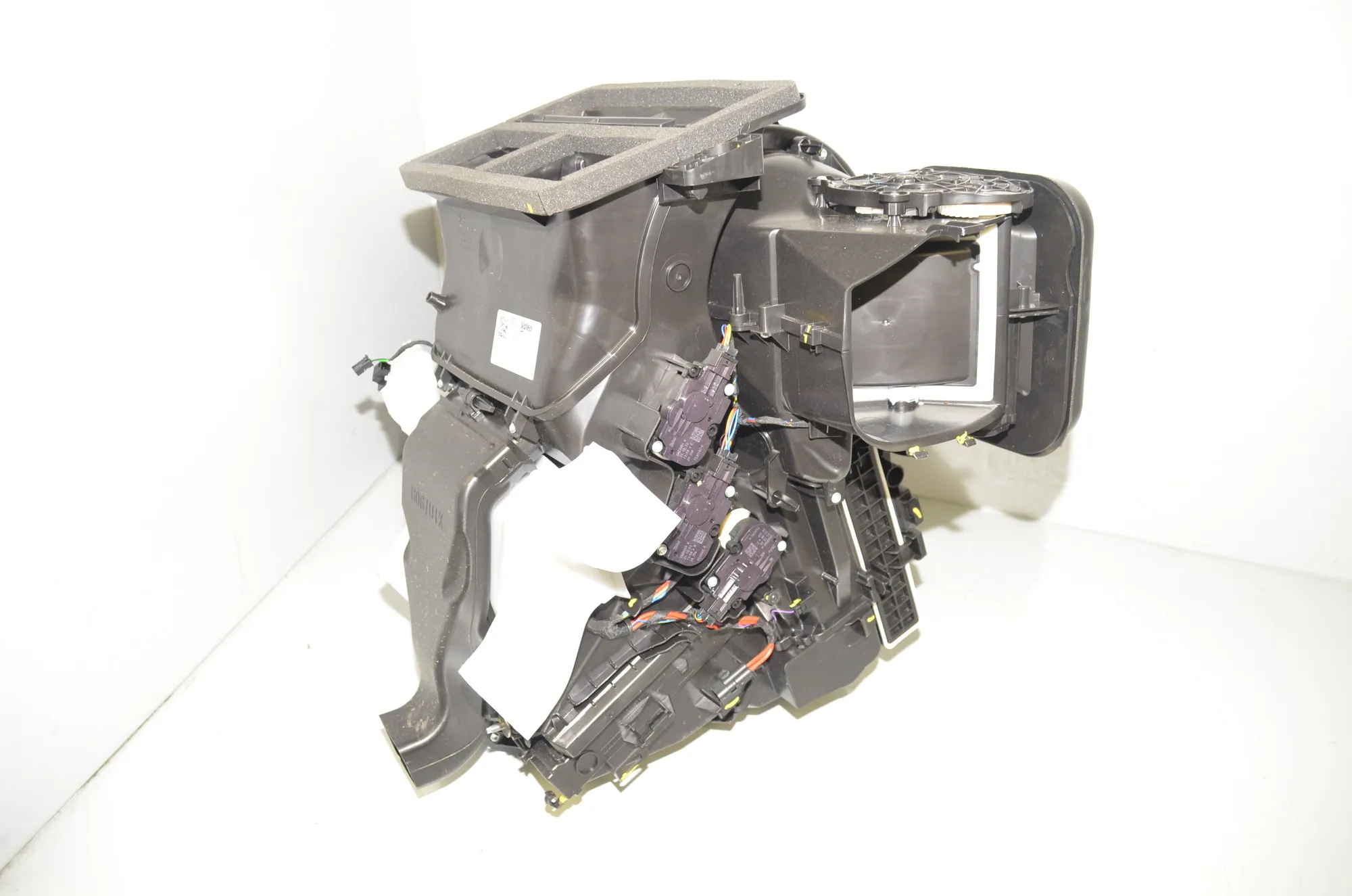 Interior Heater – OEM 9890102 · BMW X1 (U11) (2022 - -) BMW X1 (U11) sDrive 18 i 2024 – 4