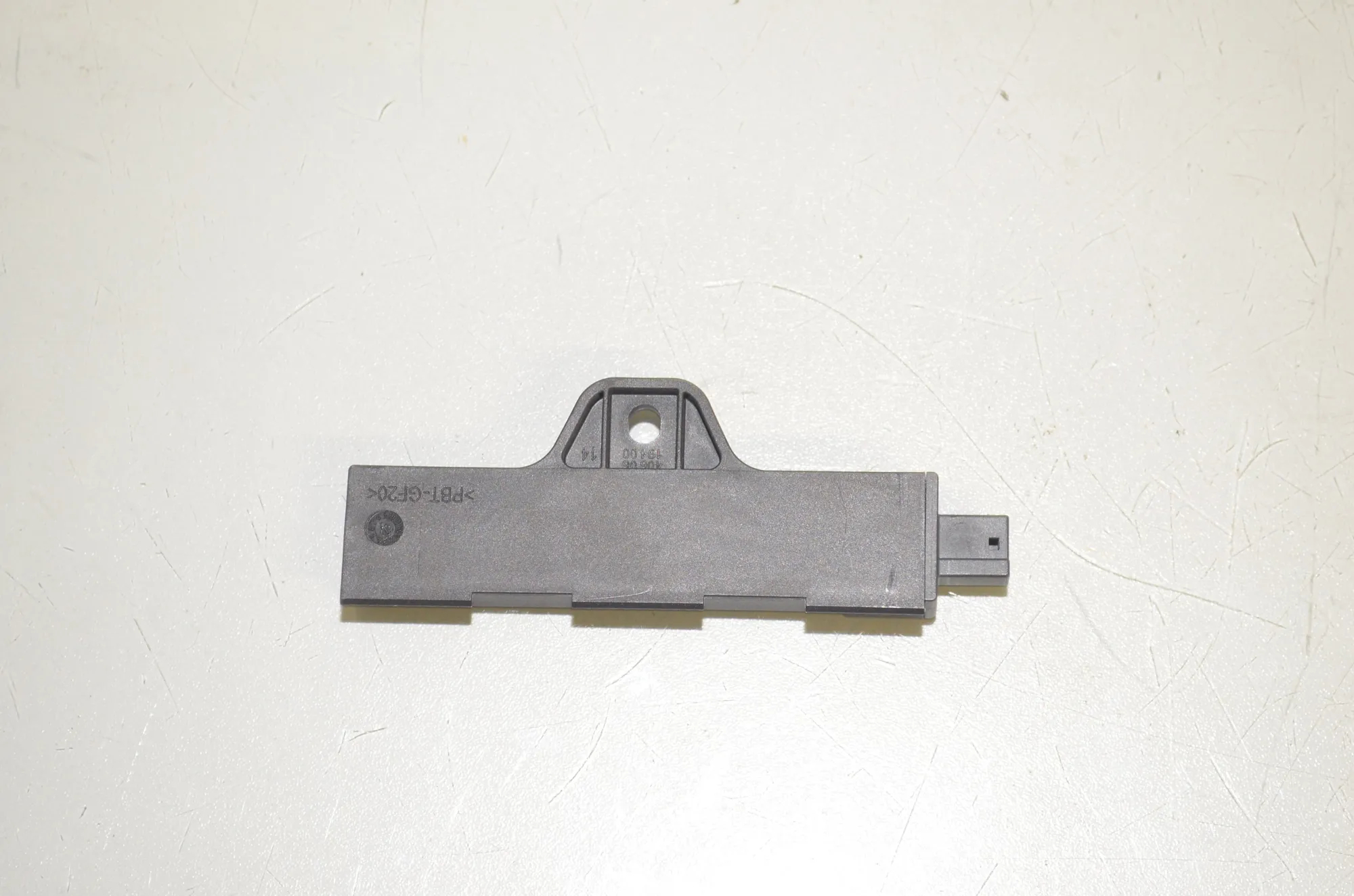 Antenna – OEM 5A1D0B1 · BMW X1 (U11) (2022 - -) BMW X1 (U11) sDrive 18 i 2024 – 2