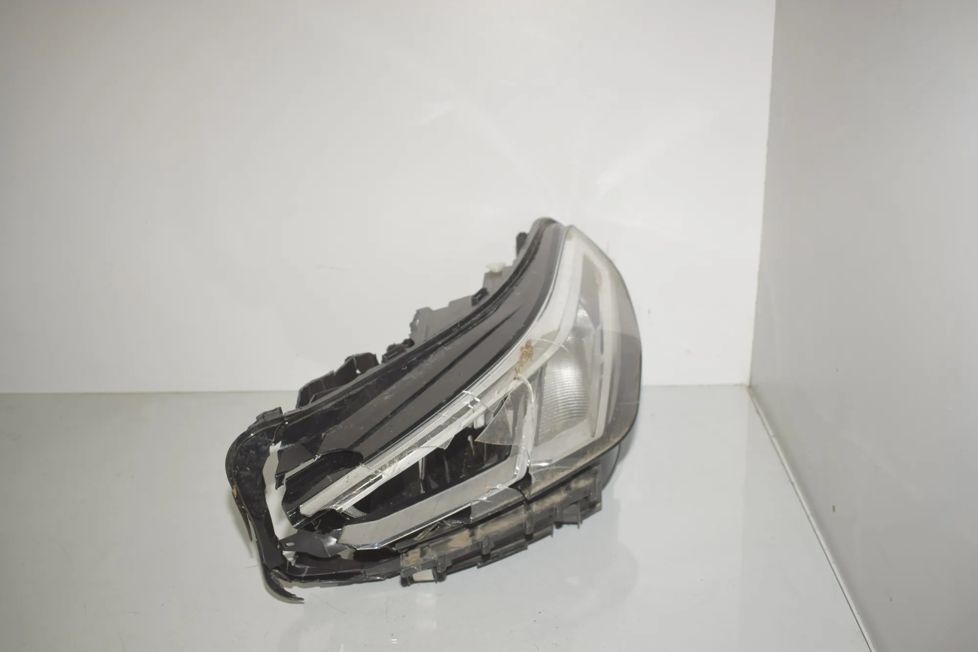 Front Left Headlight – OEM 5A643A3 · BMW X1 (U11) (2022 - -) BMW X1 (U11) sDrive 18 i 2024 – 2