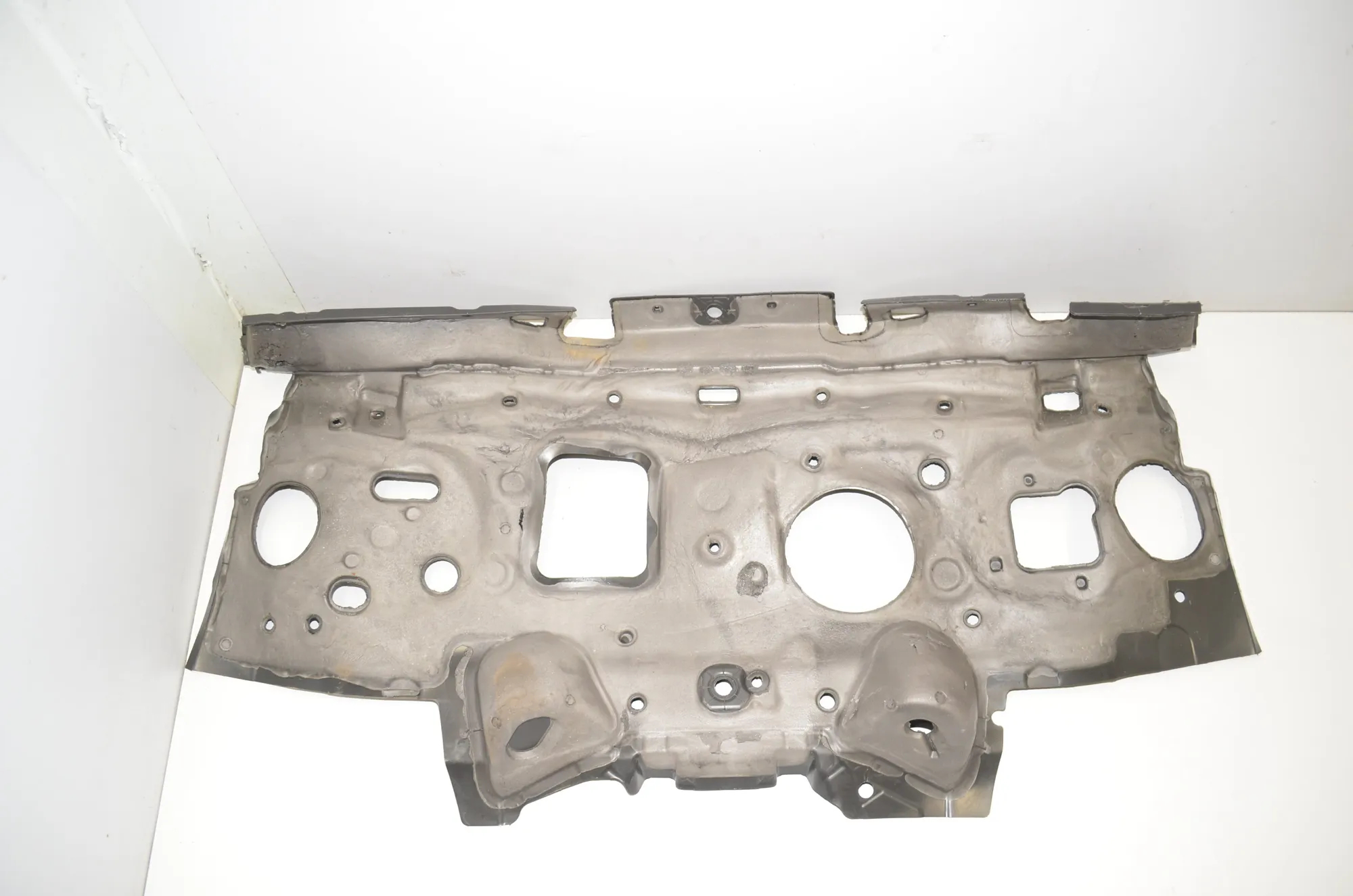 Sound Insulation – OEM 9462139 · BMW X1 (U11) (2022 - -) BMW X1 (U11) sDrive 18 i 2024 – 3