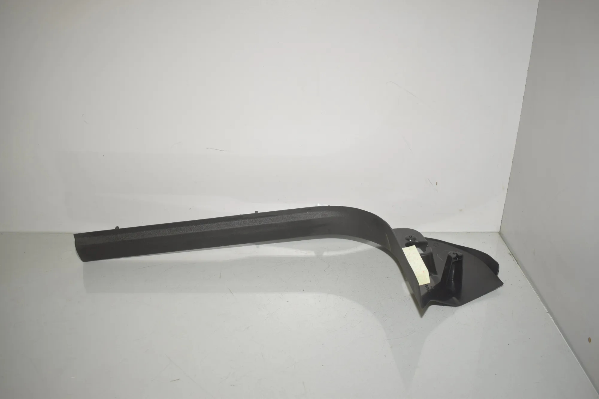 Front Left Sill Trim – OEM 7952145 · BMW X1 (U11) (2022 - -) BMW X1 (U11) sDrive 18 i 2024 – 3