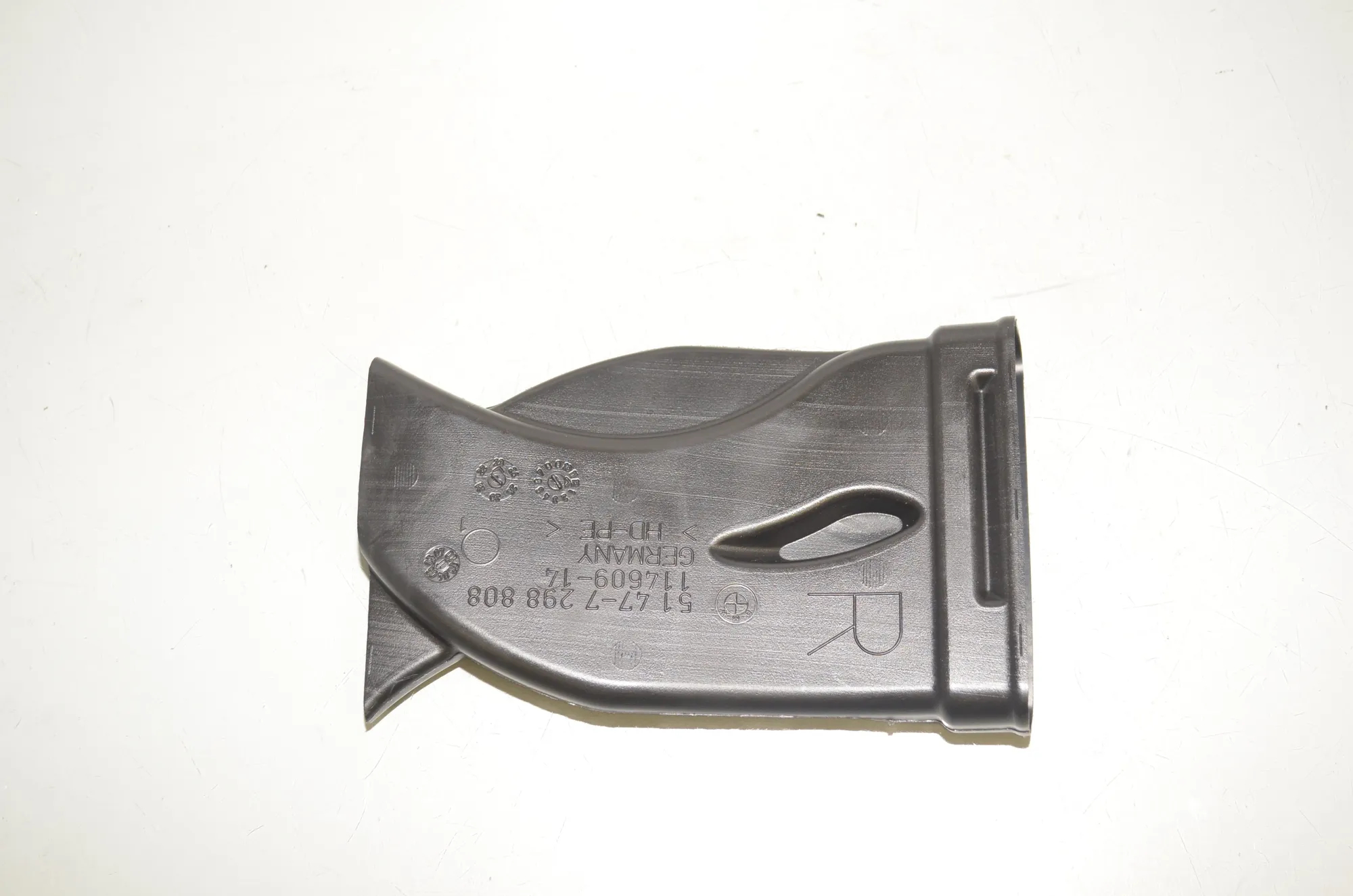 Interior Air Duct Channel – OEM 7298808 · BMW X1 (U11) (2022 - -) BMW X1 (U11) sDrive 18 i 2024