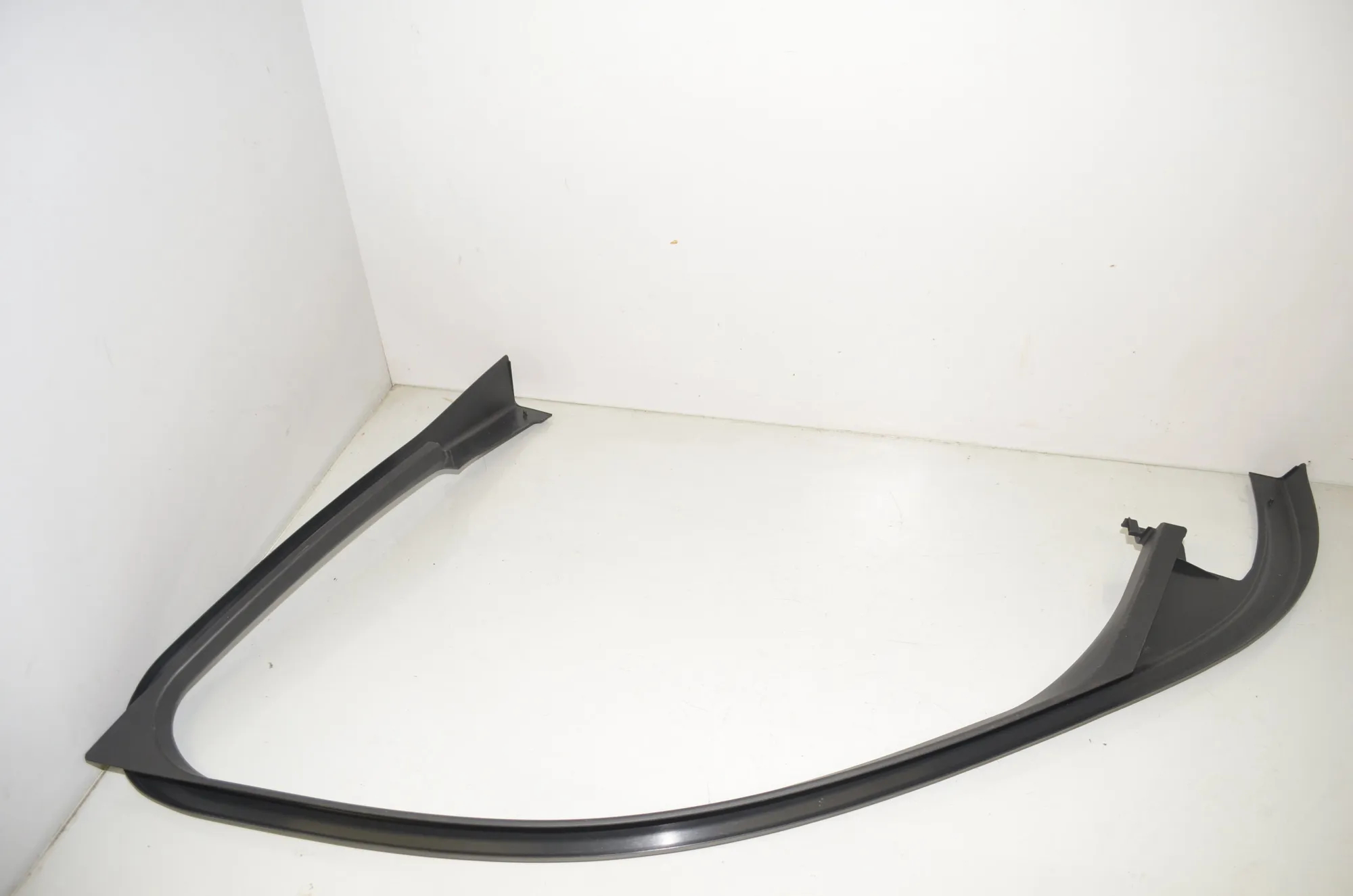 Front Left Door Panel – OEM 9423217 · BMW X1 (U11) (2022 - -) BMW X1 (U11) sDrive 18 i 2024 – 4