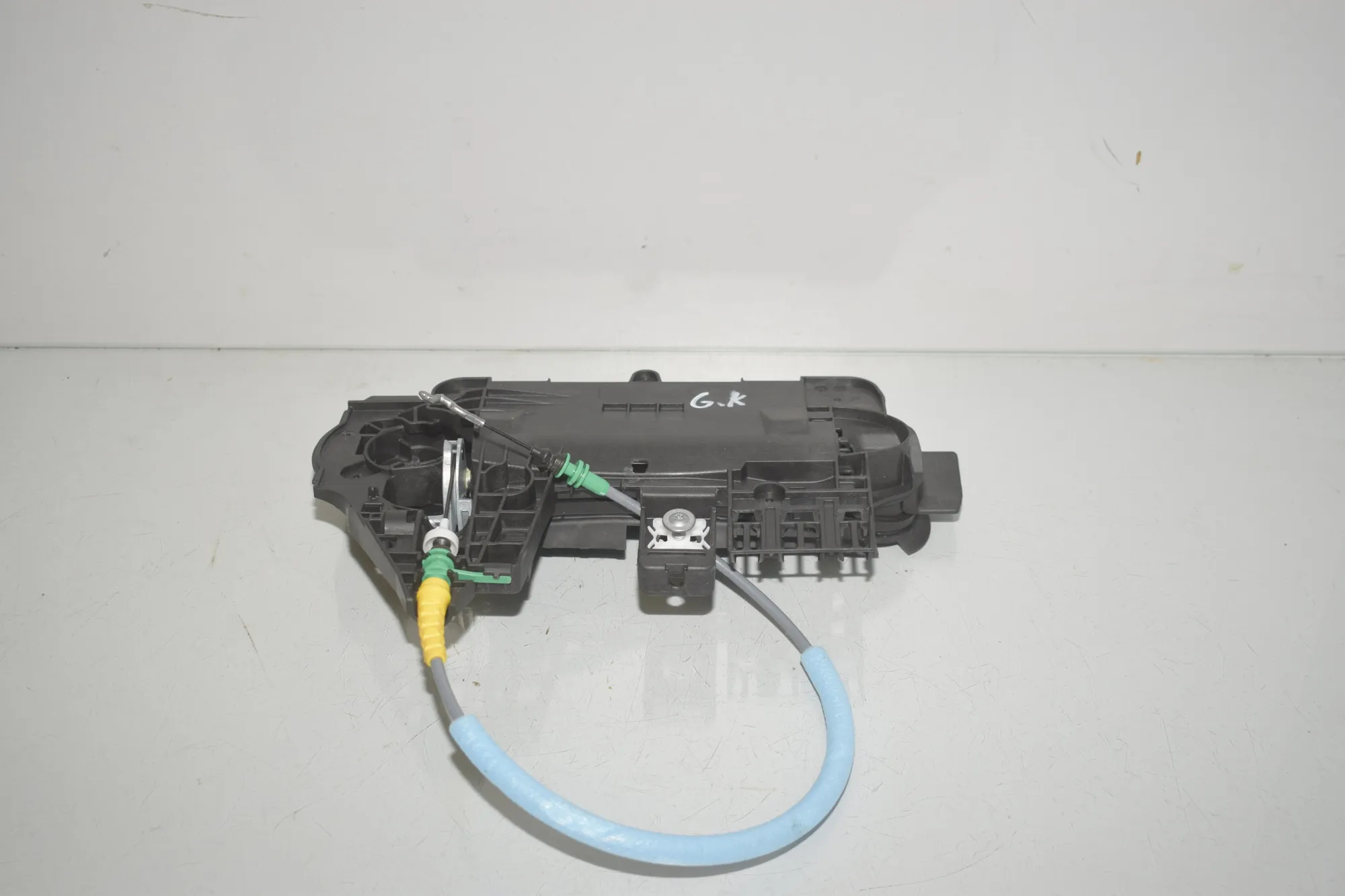 Rear Left Door Interior Handle Frame – OEM 5A68EF1 · BMW X1 (U11) (2022 - -) BMW X1 (U11) sDrive 18 i 2024 – 3