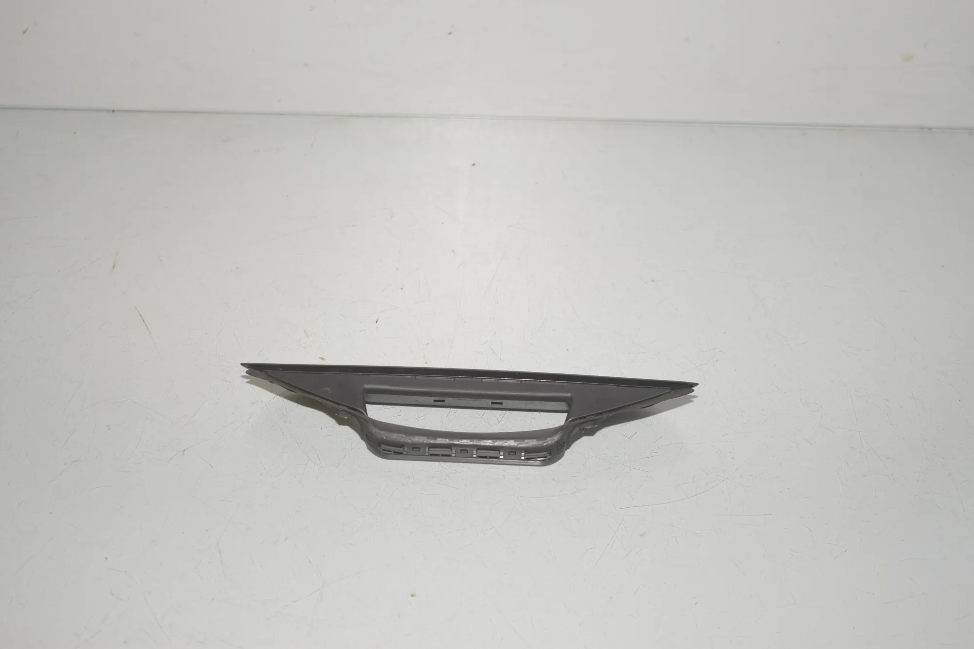 Rear Right Door Exterior Handle – OEM 5A70F28 · BMW X1 (U11) (2022 - -) BMW X1 (U11) sDrive 18 i 2024 – 4