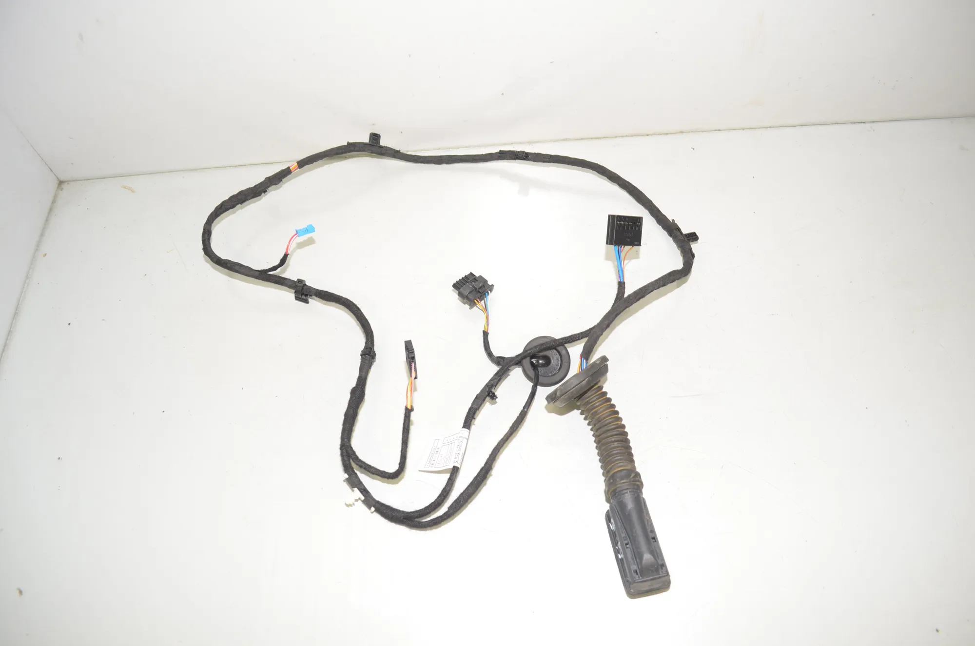 Rear Left Door Wiring – OEM 5A52C39 · BMW X1 (U11) (2022 - -) BMW X1 (U11) sDrive 18 i 2024 – 2