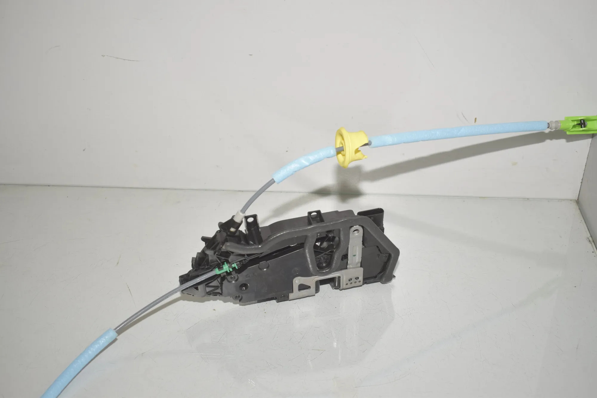 Front Right Door Lock – OEM 5A160B8 · BMW X1 (U11) (2022 - -) BMW X1 (U11) sDrive 18 i 2024 – 4