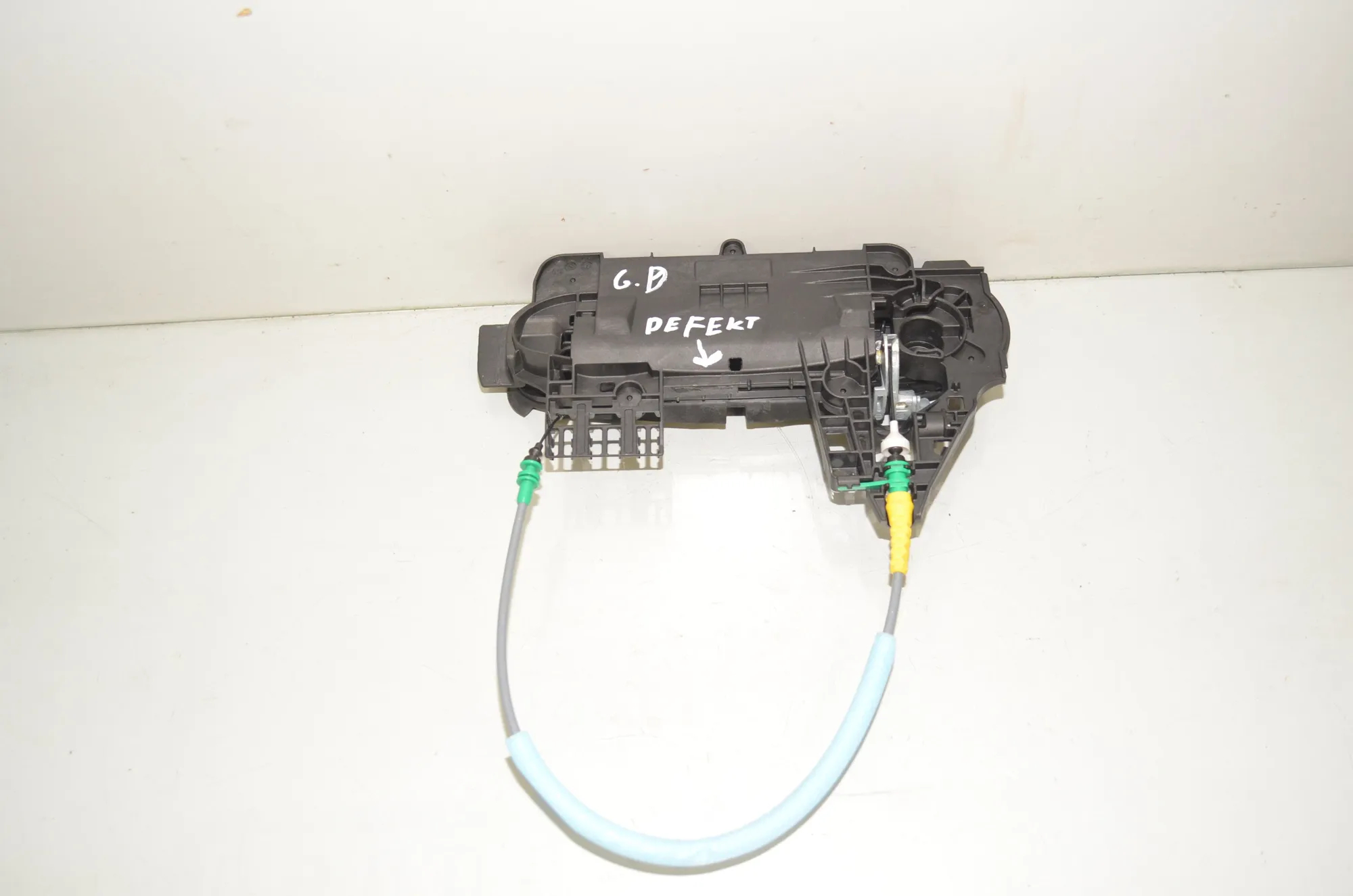 Rear Right Door Interior Handle Frame – OEM 5A68EF2 · BMW X1 (U11) (2022 - -) BMW X1 (U11) sDrive 18 i 2024