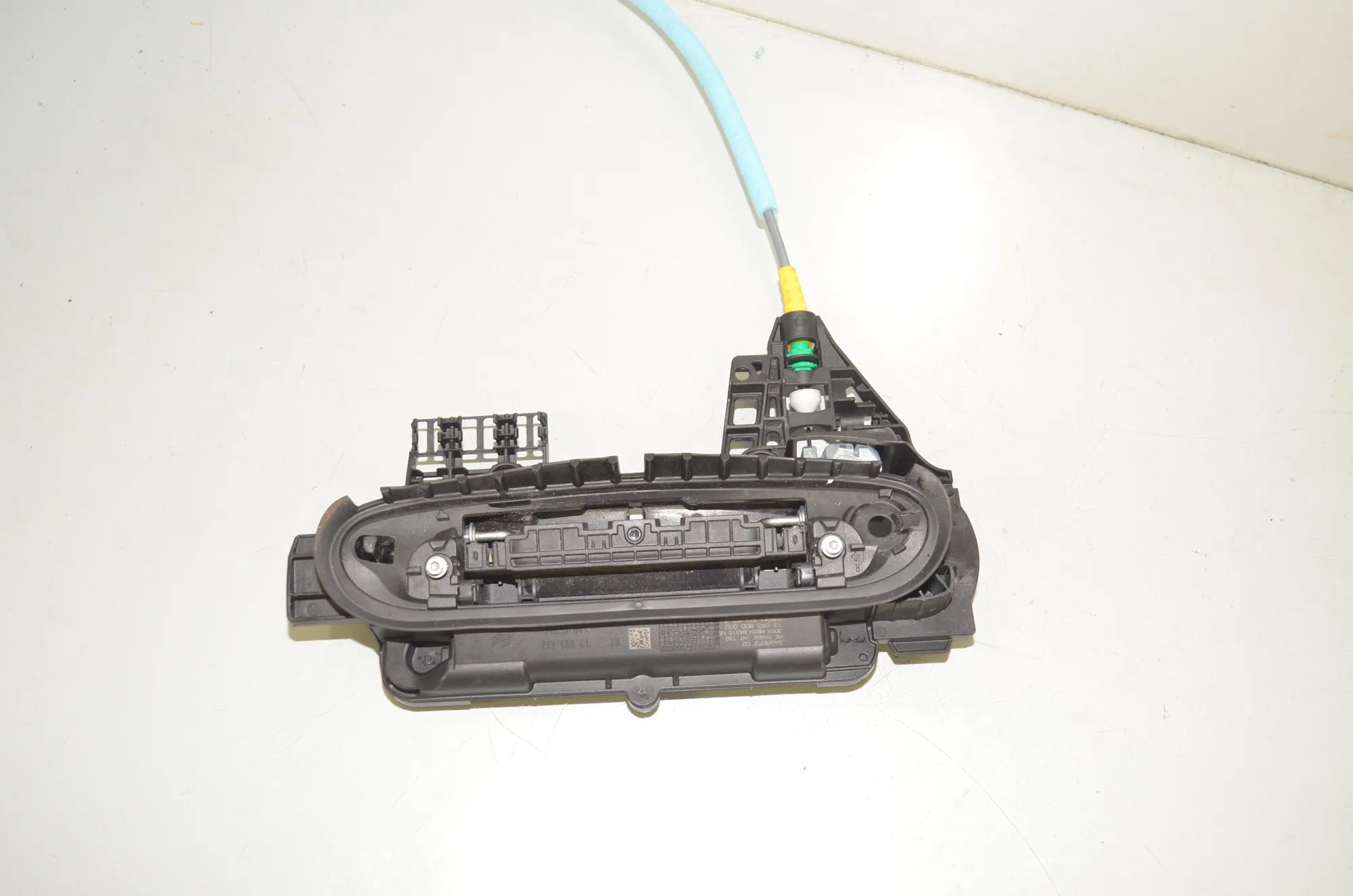Rear Right Door Interior Handle Frame – OEM 5A68EF2 · BMW X1 (U11) (2022 - -) BMW X1 (U11) sDrive 18 i 2024 – 5
