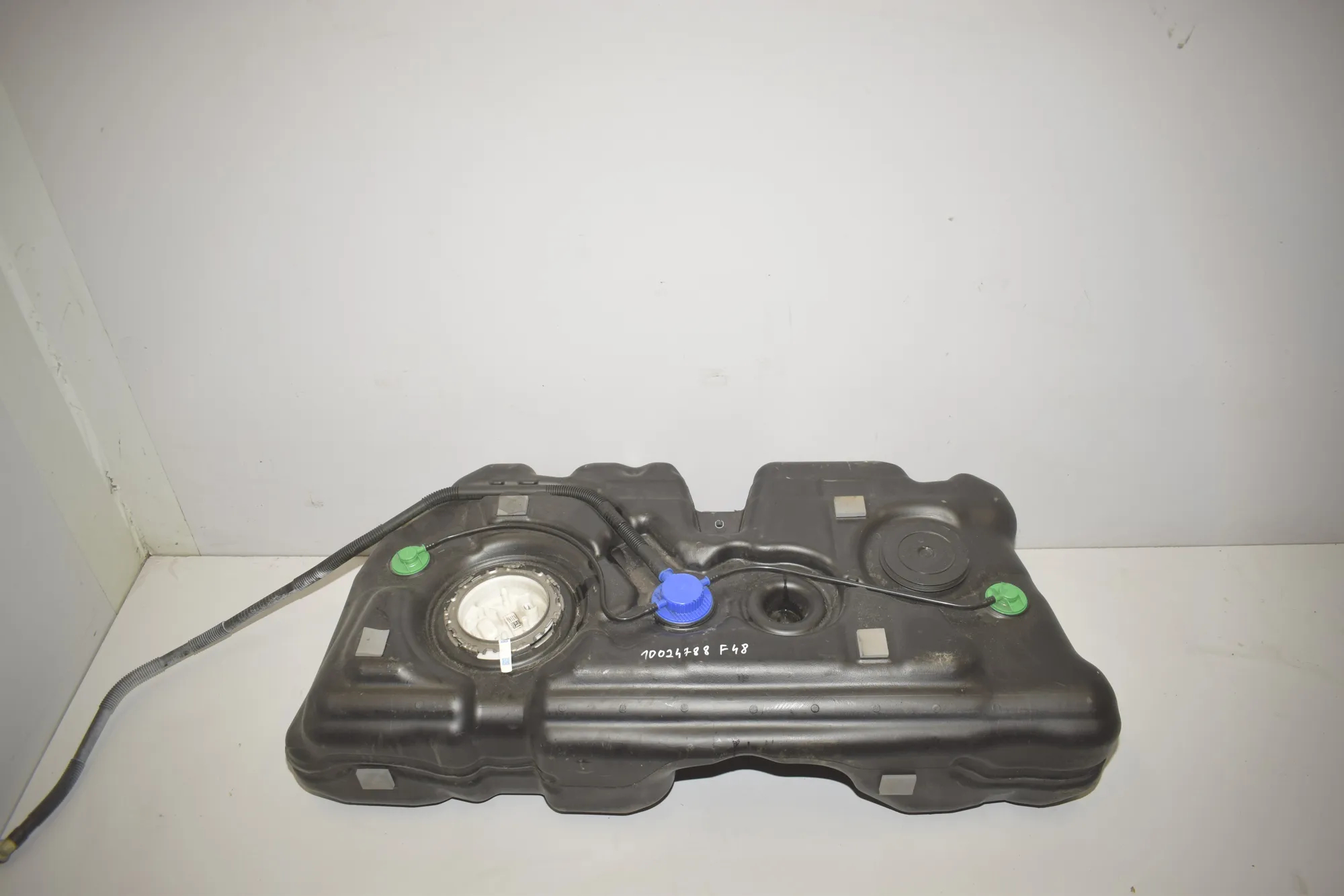 Fuel Tank – OEM 7453429 · BMW X1 (F48) xDrive 25 i 2020