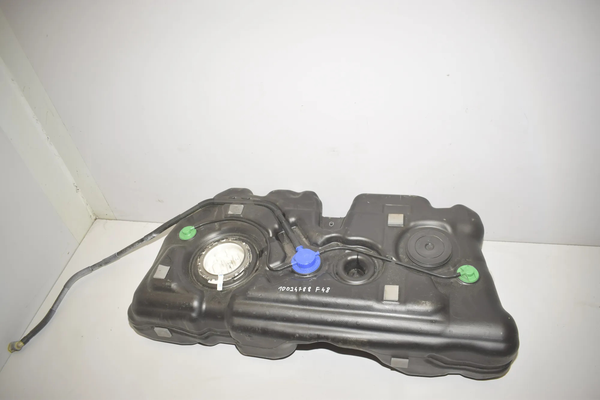Fuel Tank – OEM 7453429 · BMW X1 (F48) xDrive 25 i 2020 – 2