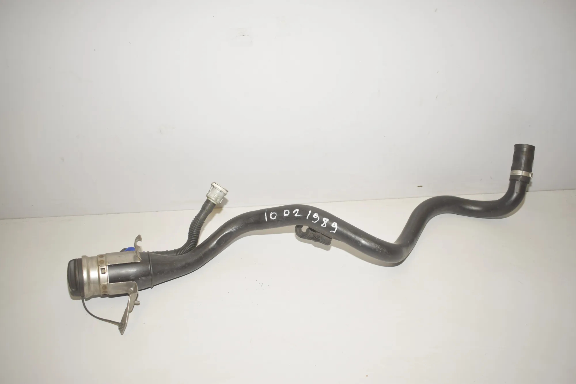 Fuel Tank Pipe – OEM 7449051 · BMW 3 Touring (G21) (2019 - -) 320 d 2020
