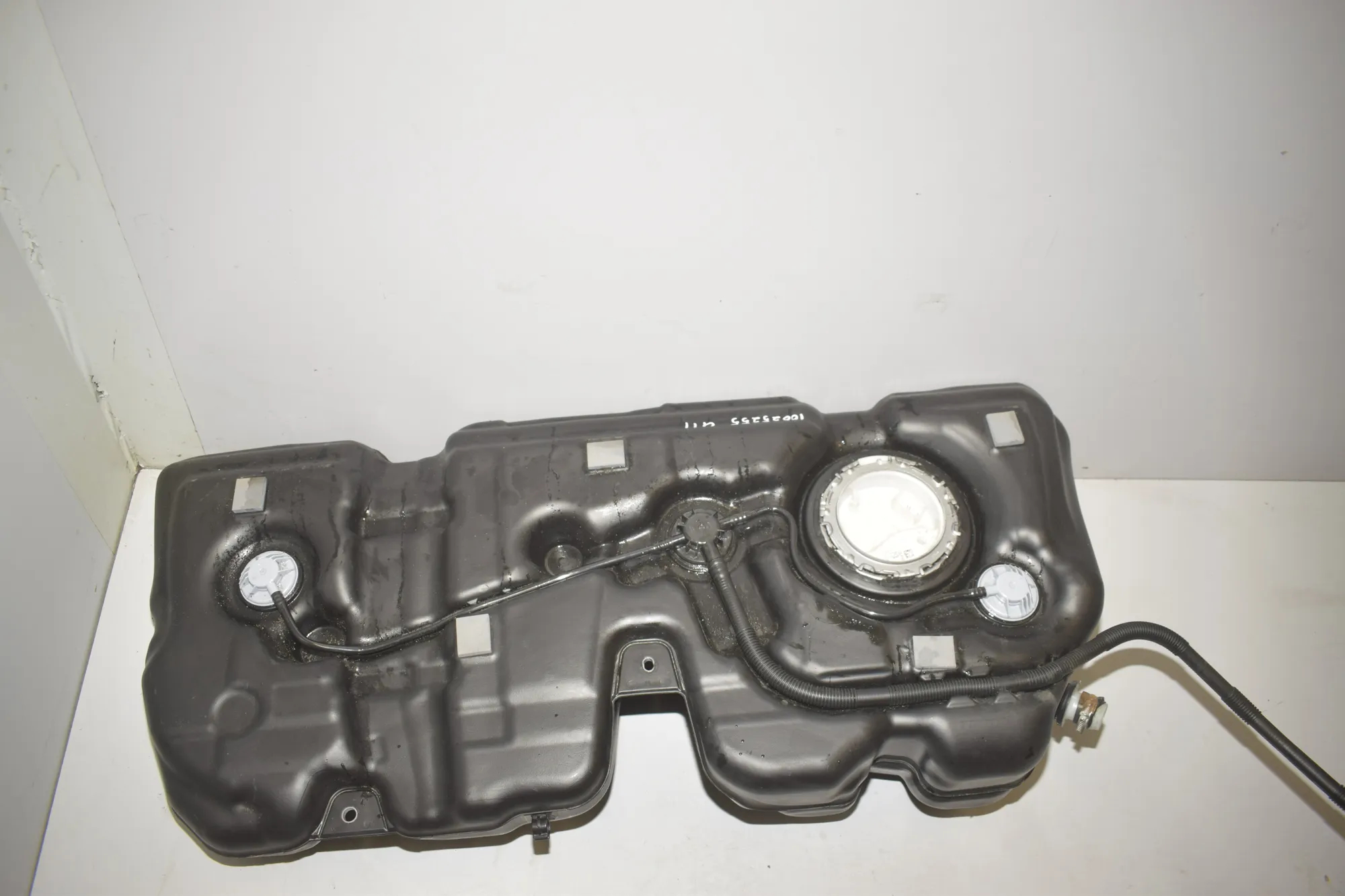 Fuel Tank – OEM 5A44A10 · BMW X1 (U11) (2022 - -) BMW X1 (U11) sDrive 18 i 2024 – 2