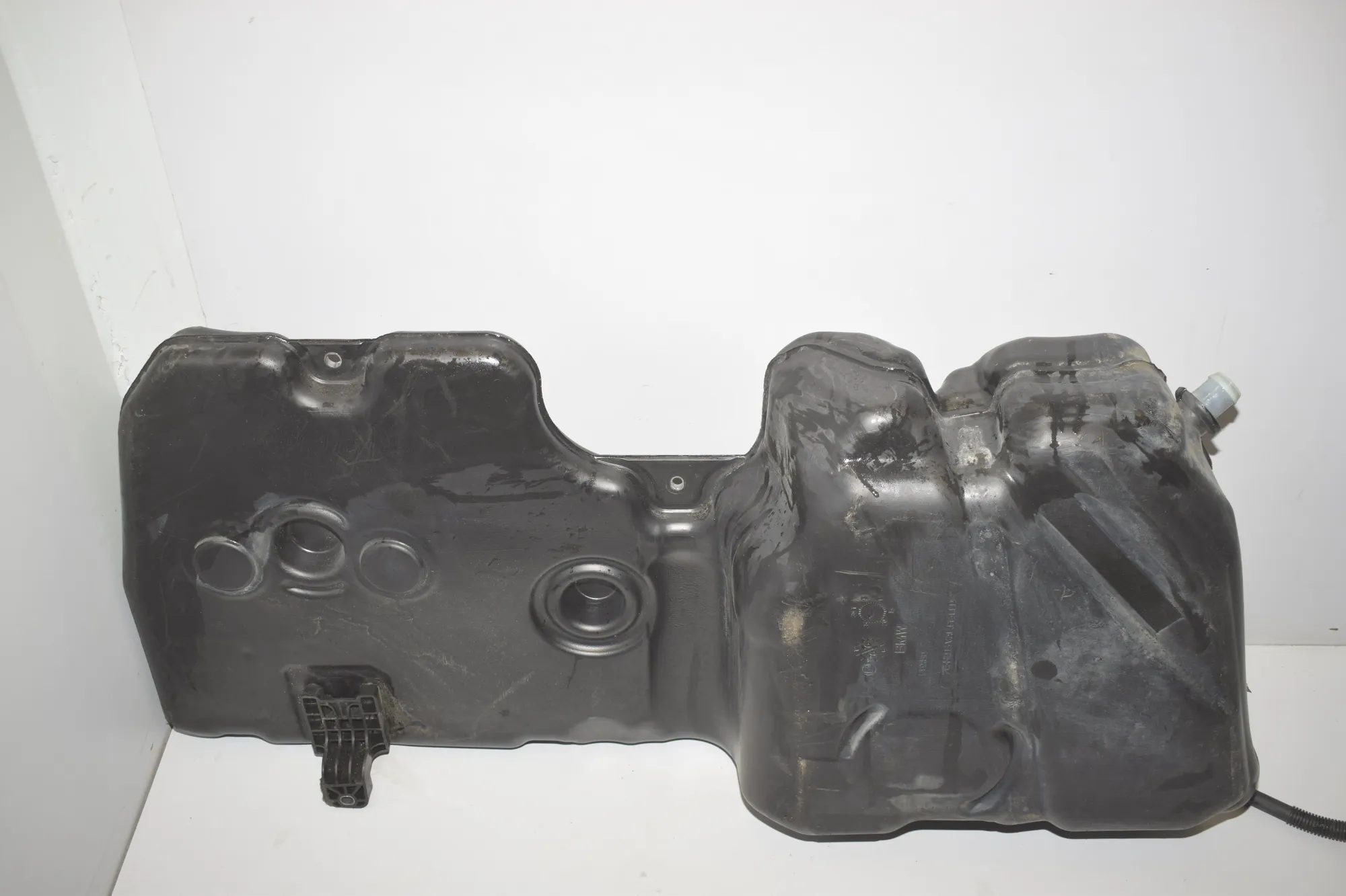 Fuel Tank – OEM 9895428 · BMW 1 (F40) (2019 - -) (F40)118d 2022 – 3