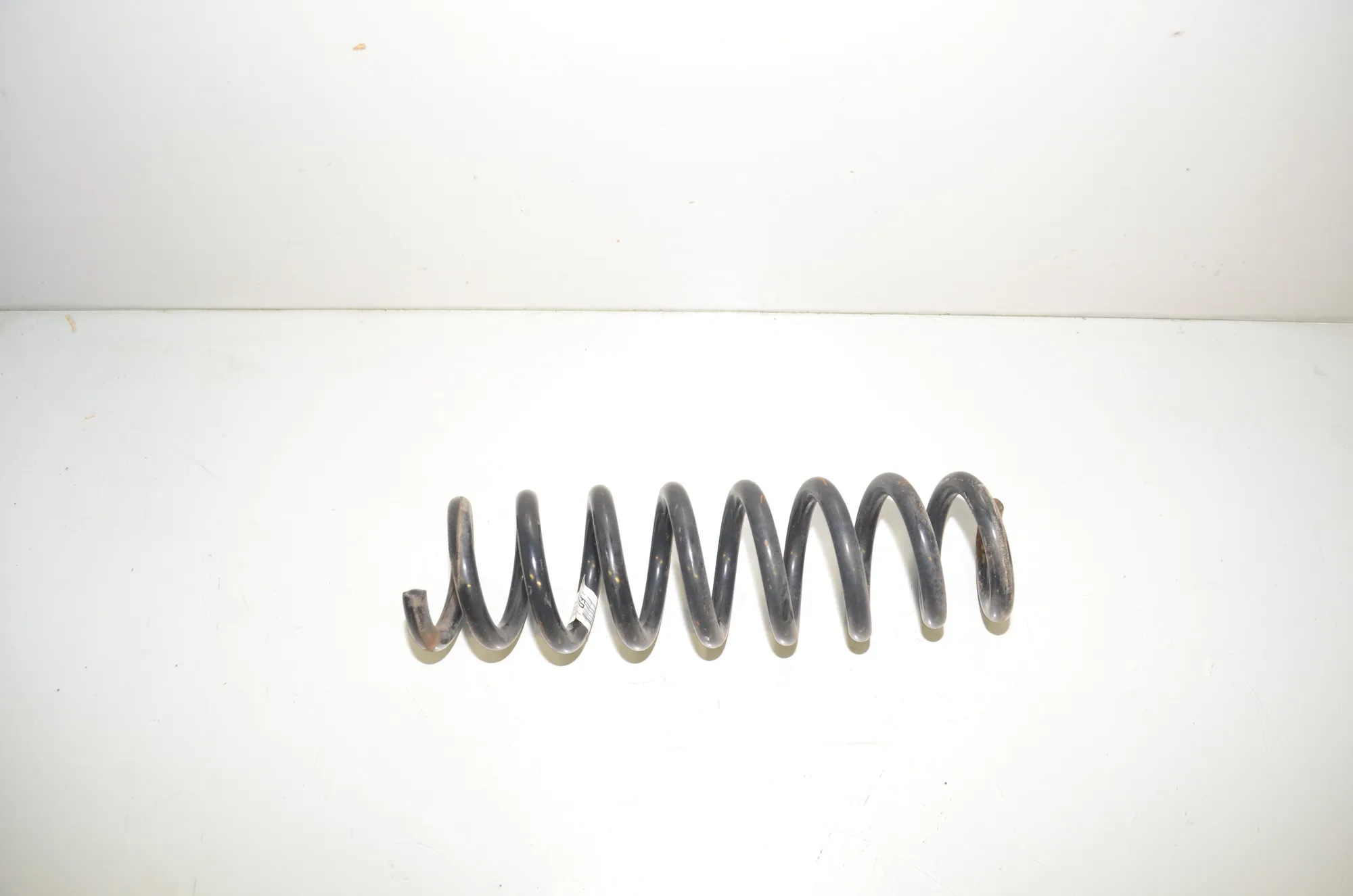 Rear Left Coil Spring – OEM 6851725 · BMW 3 (F30, F80) 328 i 2014 – 3