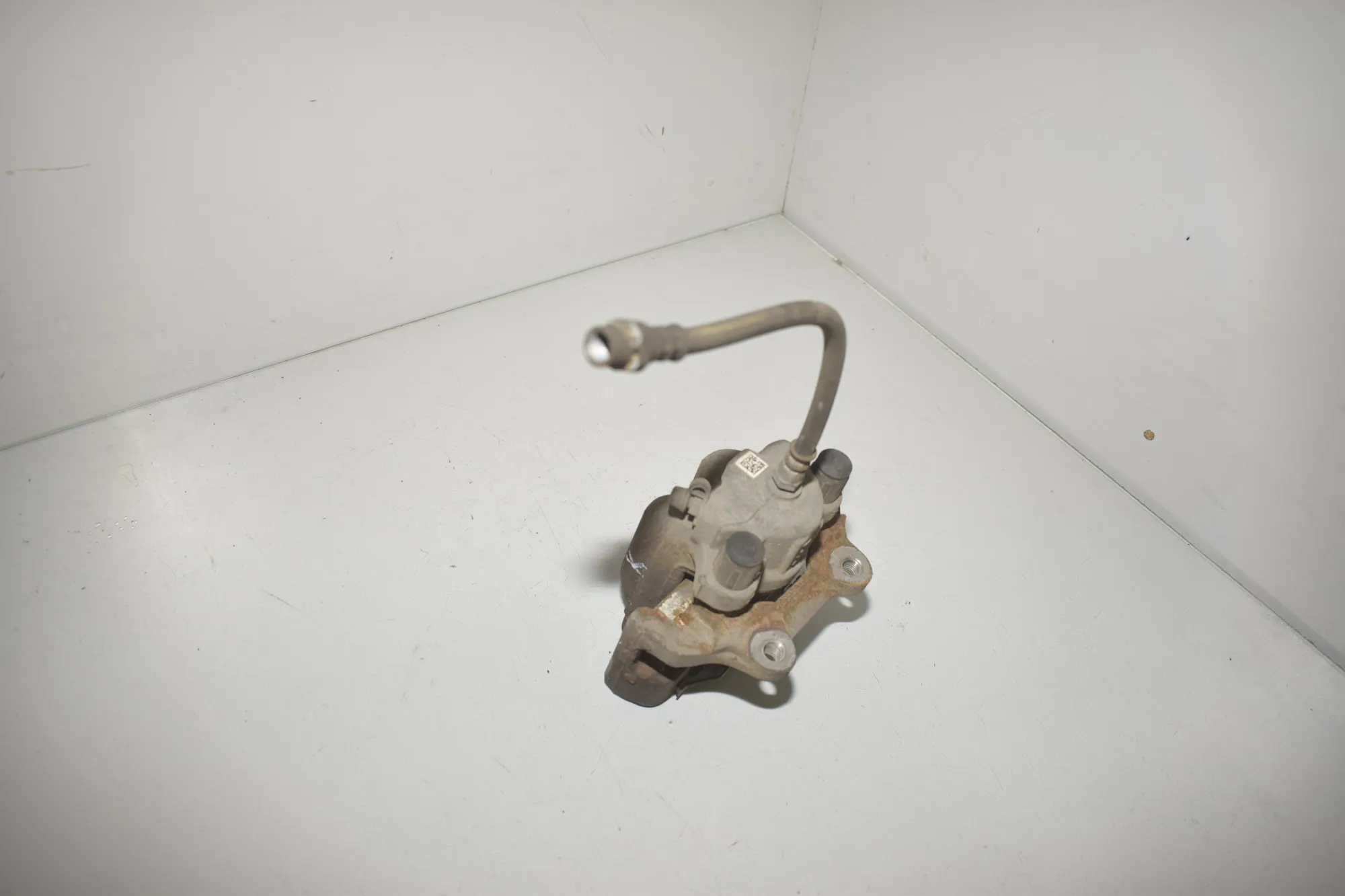 Rear Right Brake Caliper – OEM 6850970 · BMW 3 (F30, F80) 328 i 2014 – 4