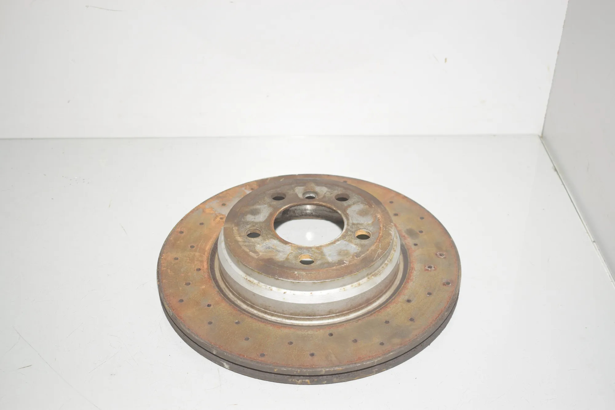 Rear Right Brake Disc – OEM 6864899 · BMW 3 Touring (F31) 330 d 2013