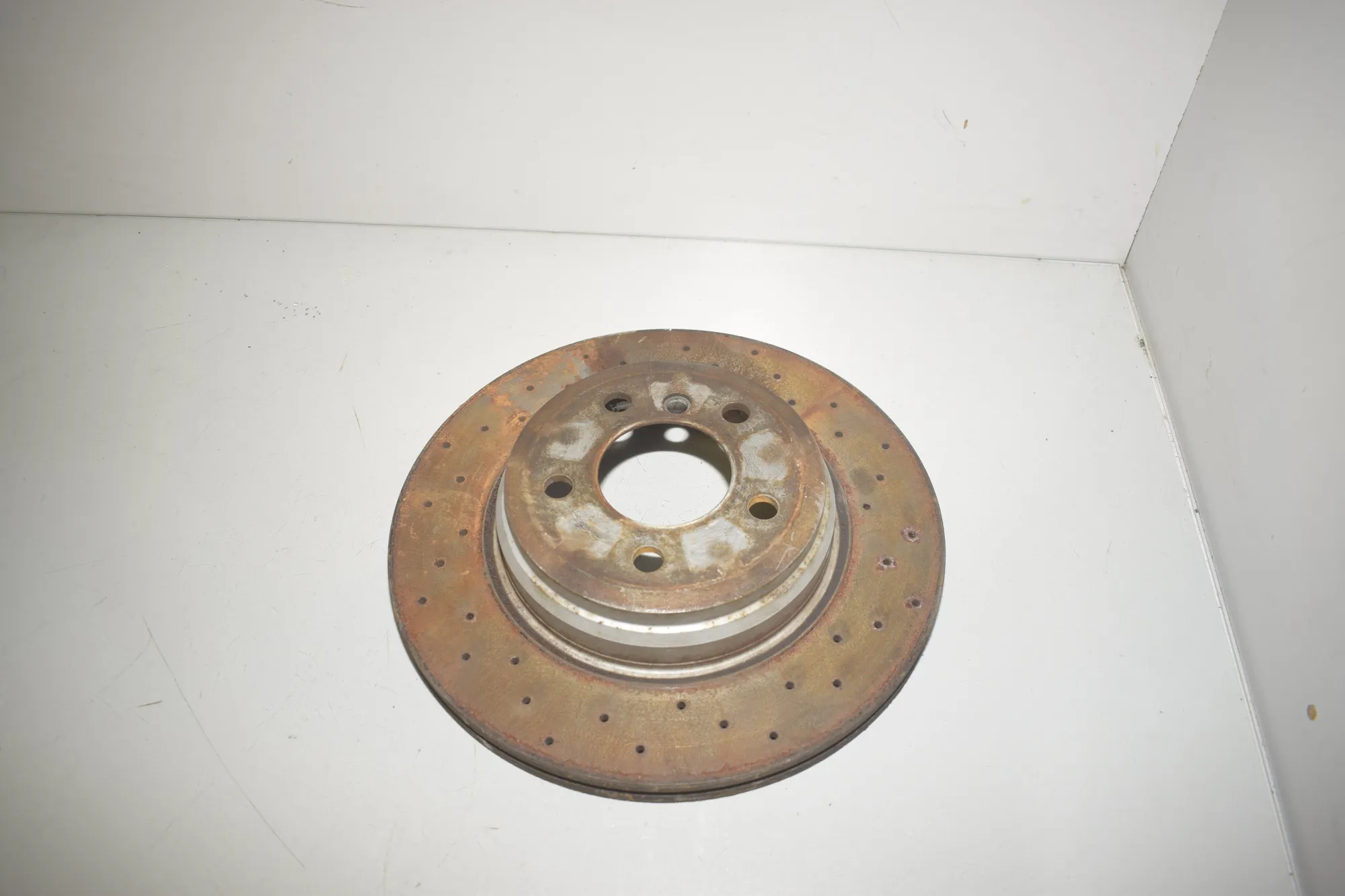 Rear Right Brake Disc – OEM 6864899 · BMW 3 Touring (F31) 330 d 2013 – 3