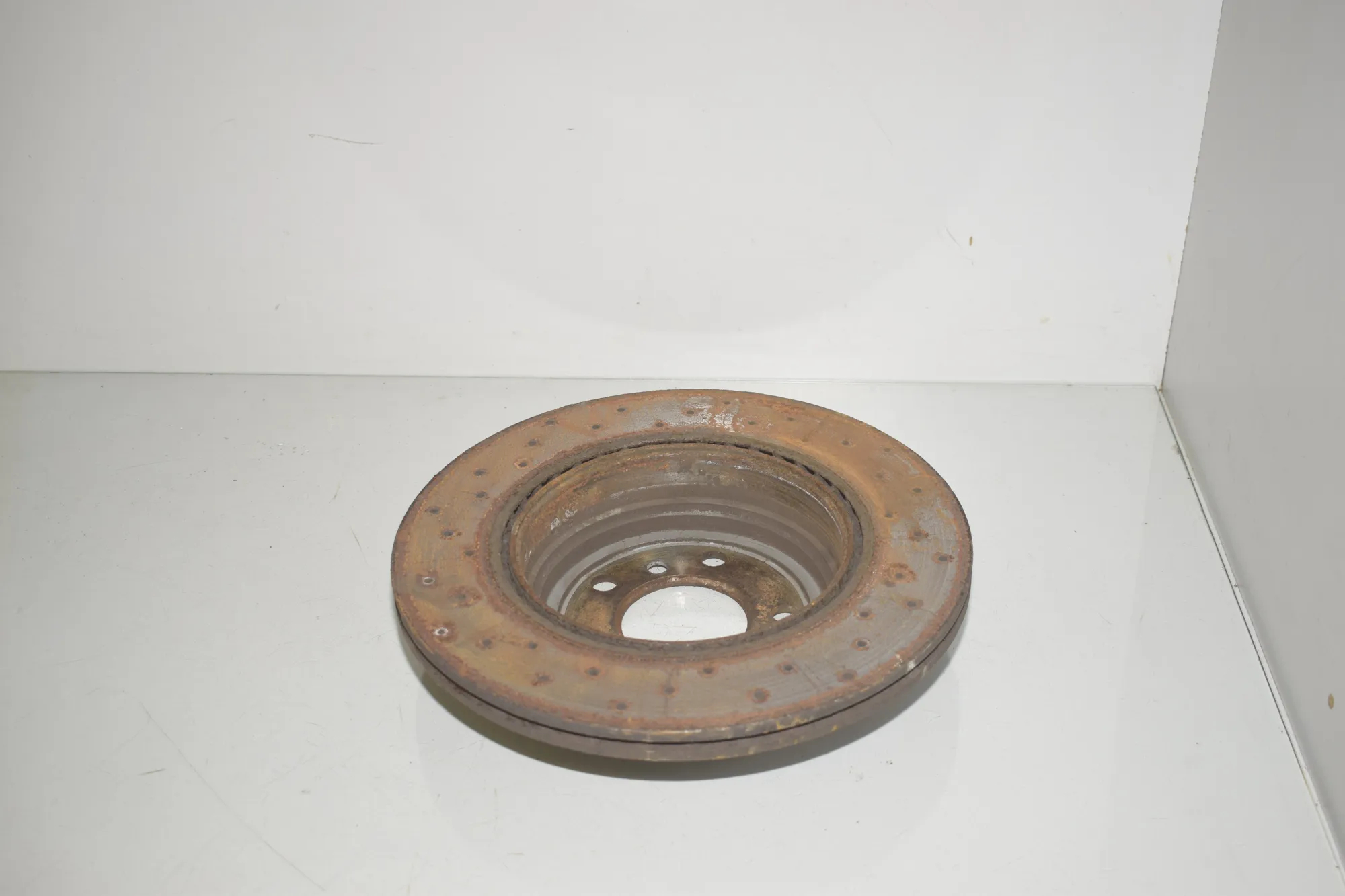 Rear Right Brake Disc – OEM 6864899 · BMW 3 Touring (F31) 330 d 2013 – 4