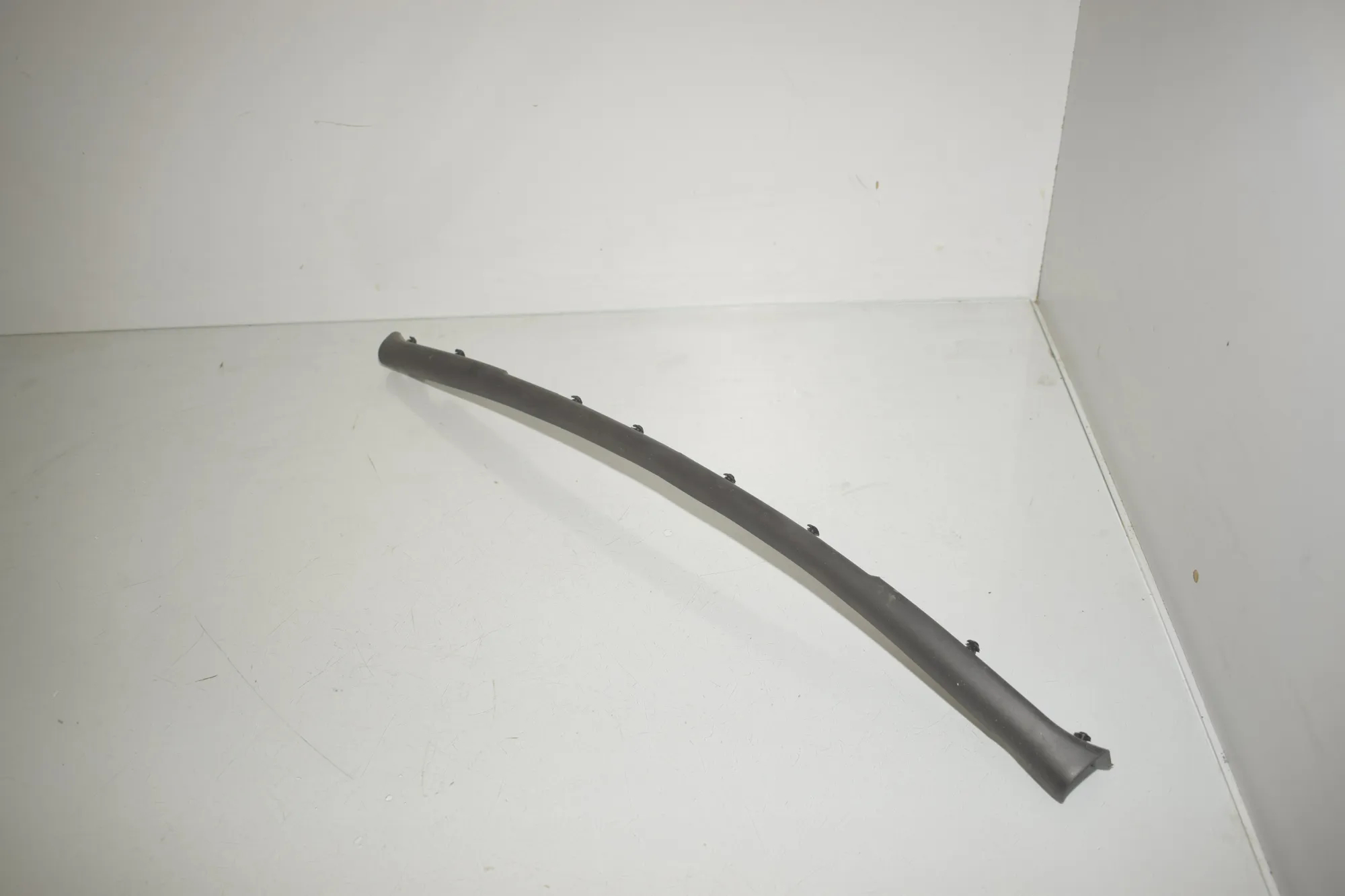 Engine Rubber Seal – OEM 7299132 · BMW i3 (I01) Electric 2019 – 3