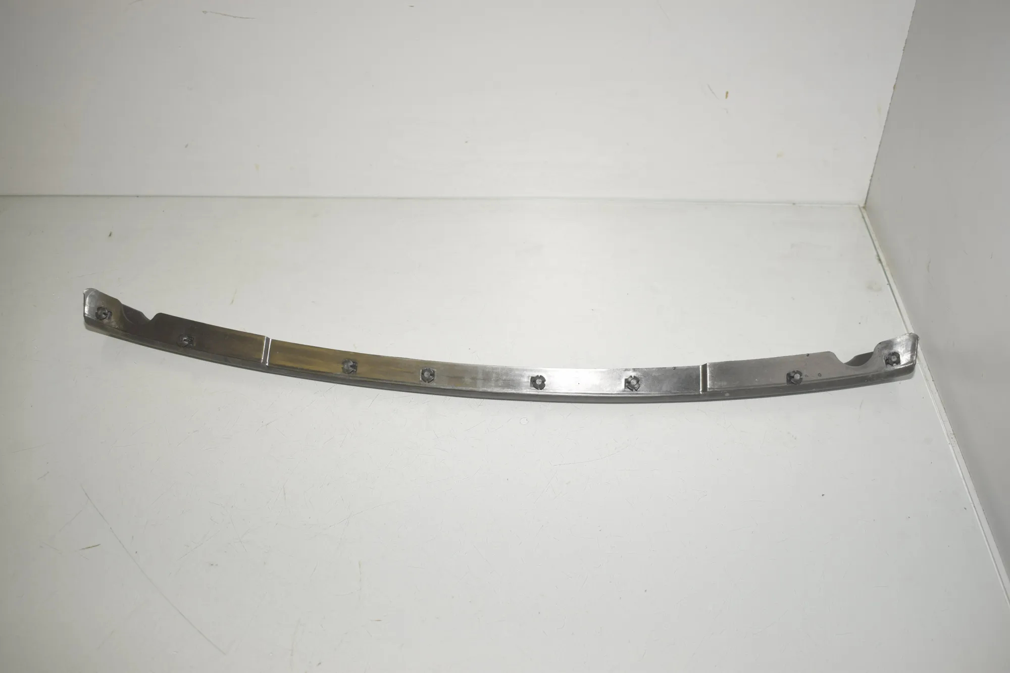 Engine Rubber Seal – OEM 7299132 · BMW i3 (I01) Electric 2019 – 2