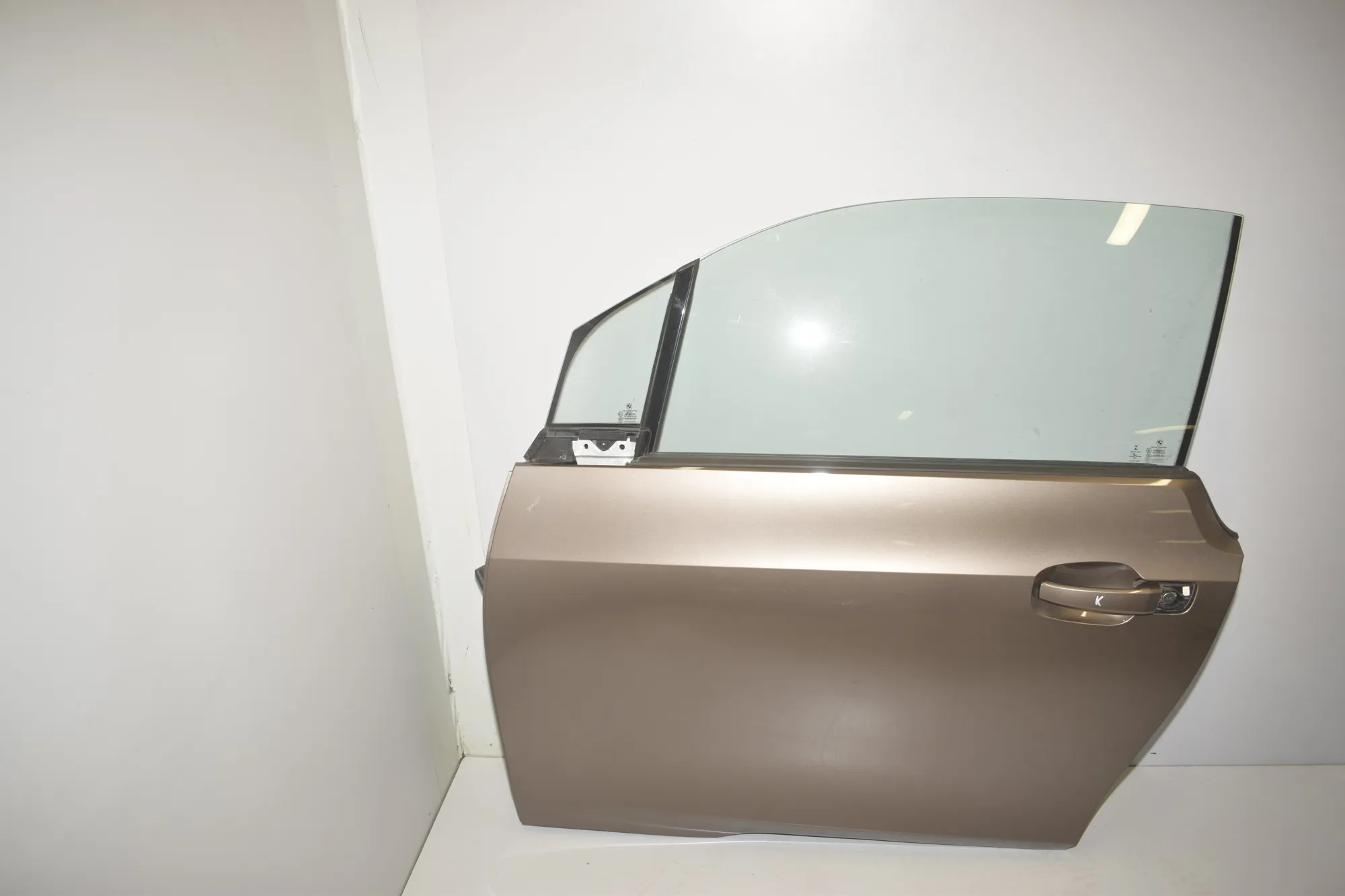Front Left Door · BMW i3 (I01) Electric 2019