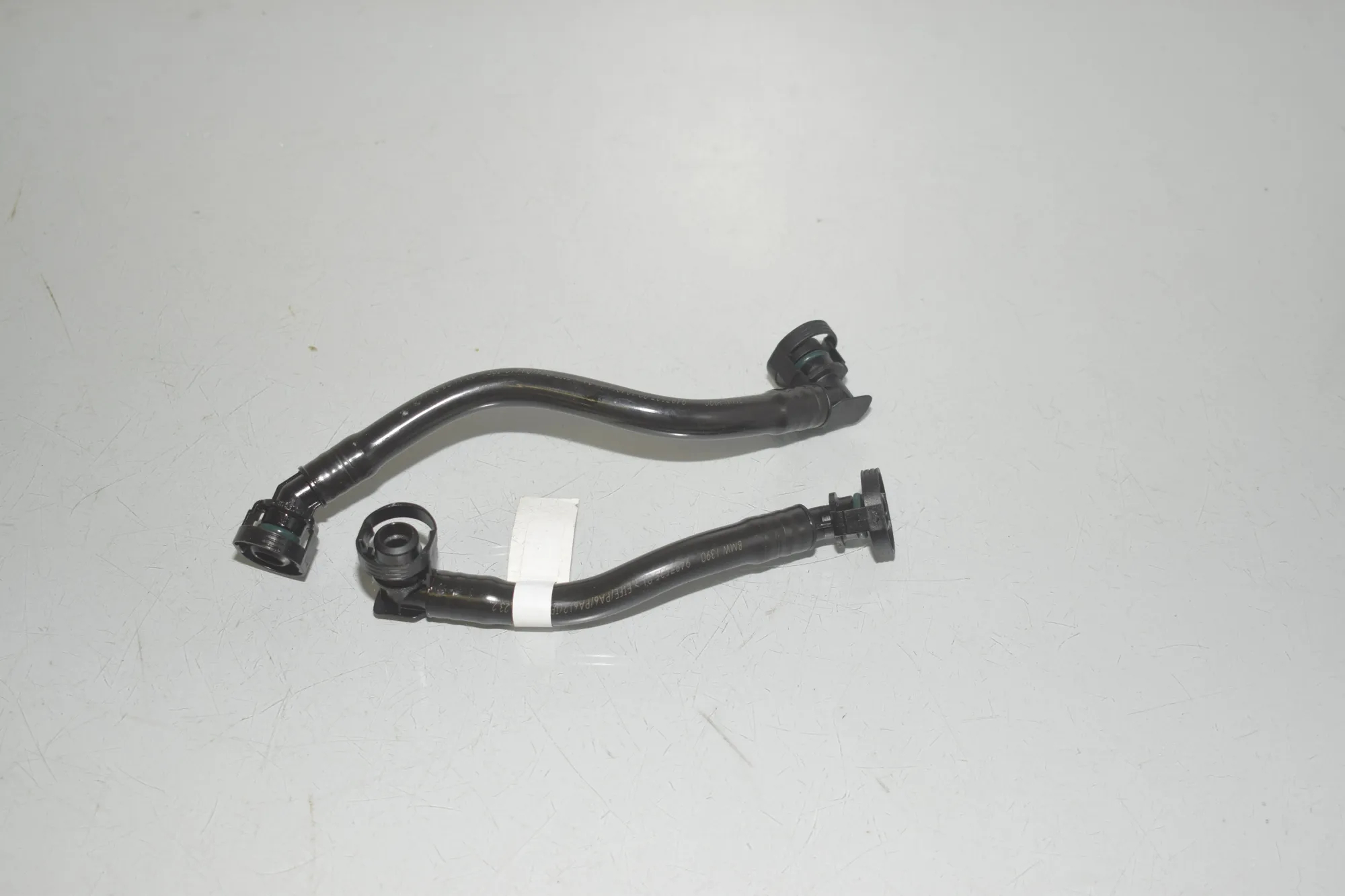 Other tubes – OEM 9487535 · BMW X1 (U11) (2022 - -) BMW X1 (U11) sDrive 18 i 2024 – 3