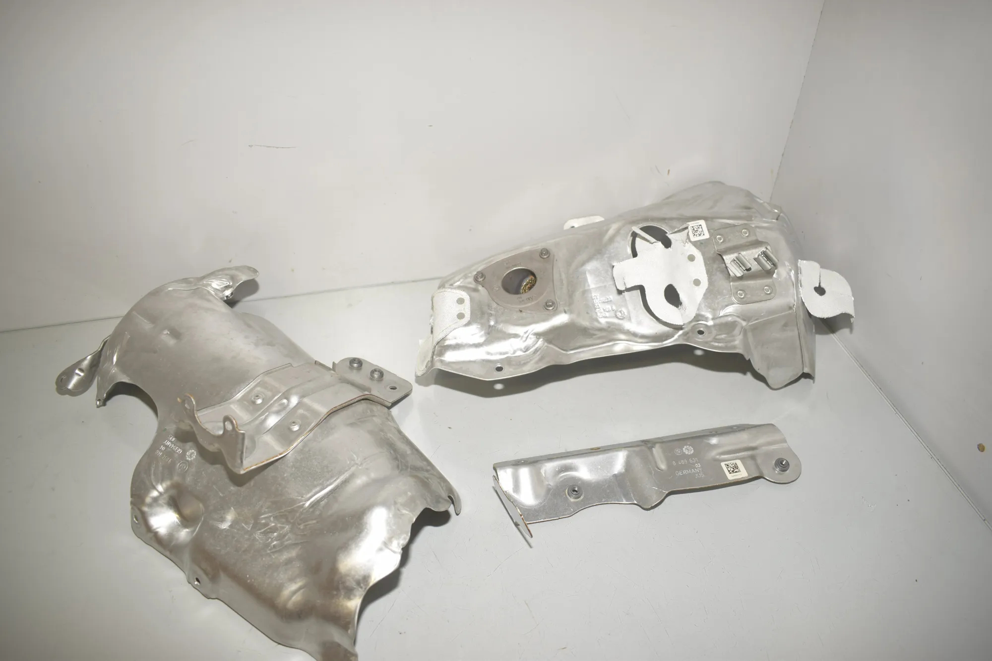 Heat Protection – OEM 8489631 · BMW X1 (U11) (2022 - -) BMW X1 (U11) sDrive 18 i 2024 – 3