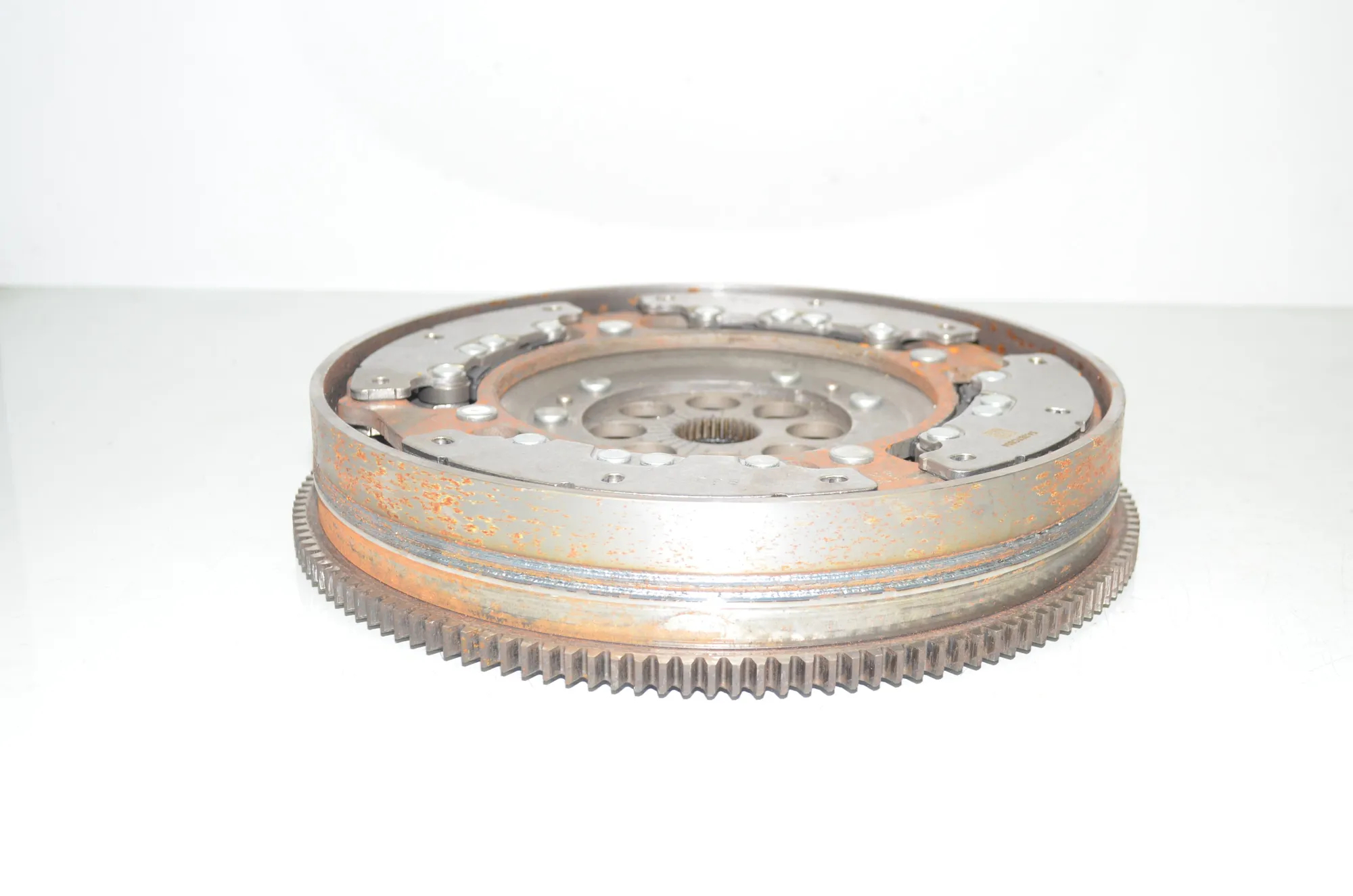 Flywheel – OEM 5A3B7C6 · BMW X1 (U11) (2022 - -) BMW X1 (U11) sDrive 18 i 2024 – 2
