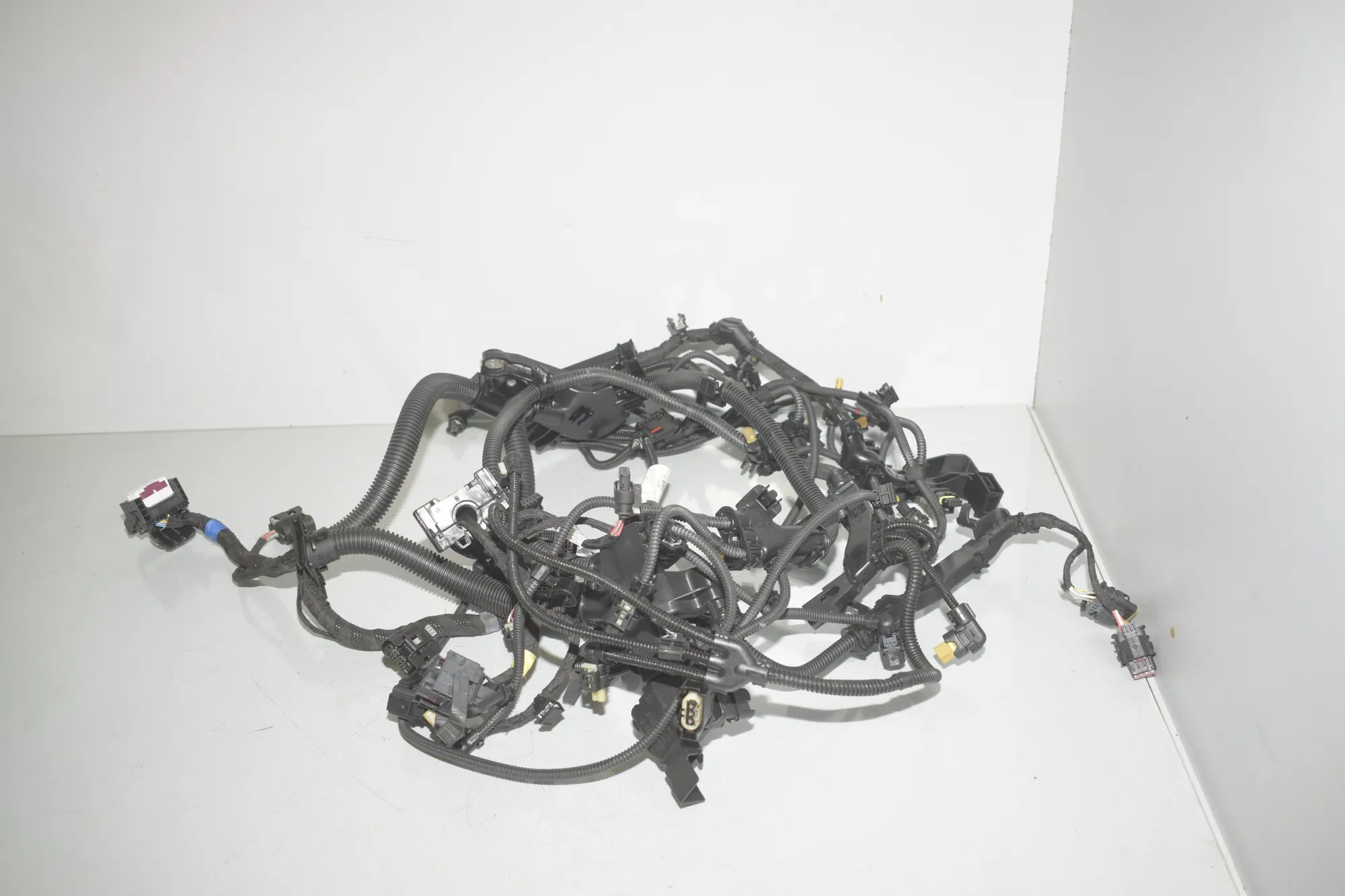 Engine Cable Harness – OEM 5A7A0B5 · BMW X1 (U11) (2022 - -) BMW X1 (U11) sDrive 18 i 2024 – 3