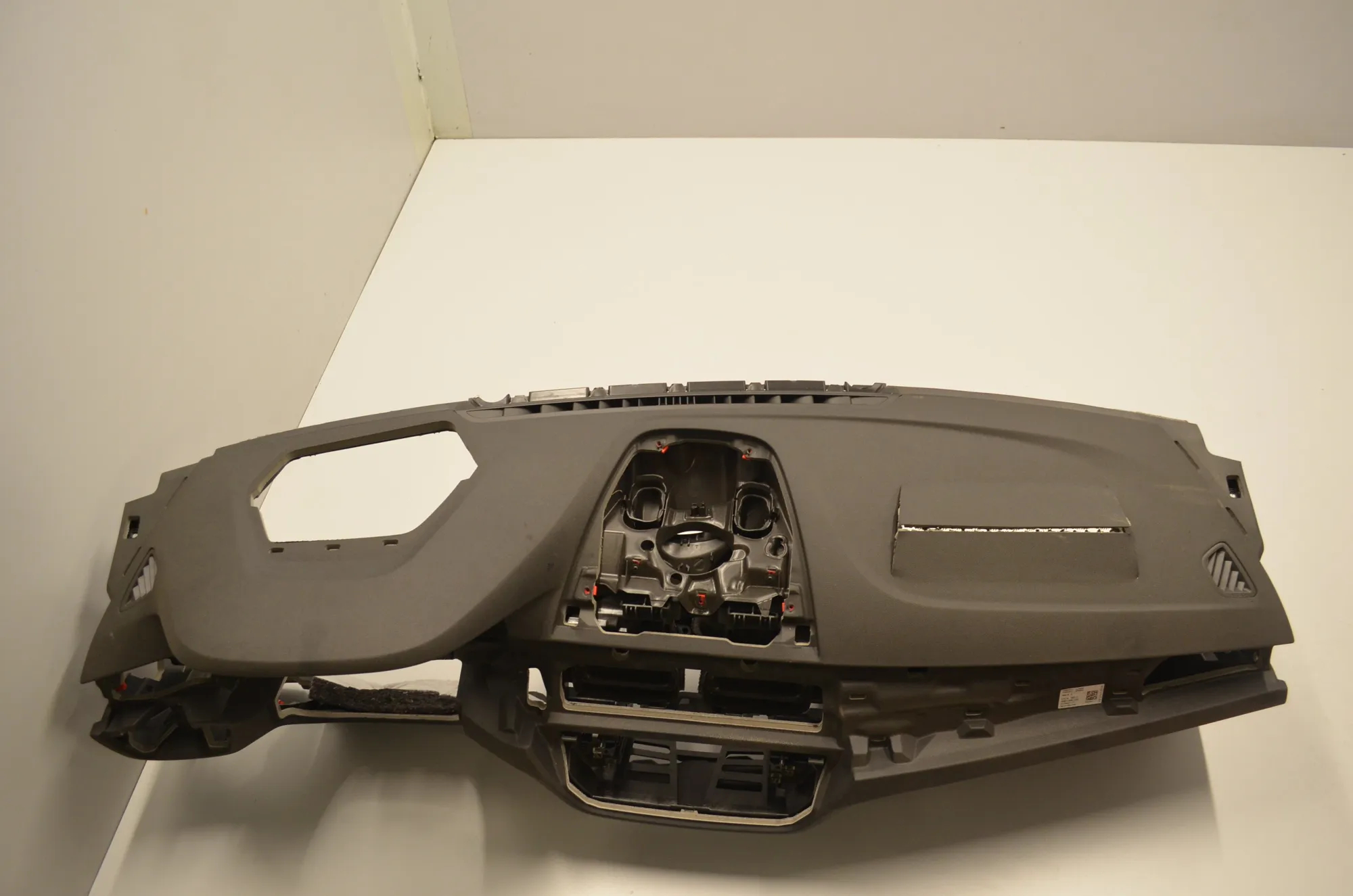 Dashboard – OEM 9868767 · BMW 5 (G30) BMW 5 (G30) 520 d 2017 – 2