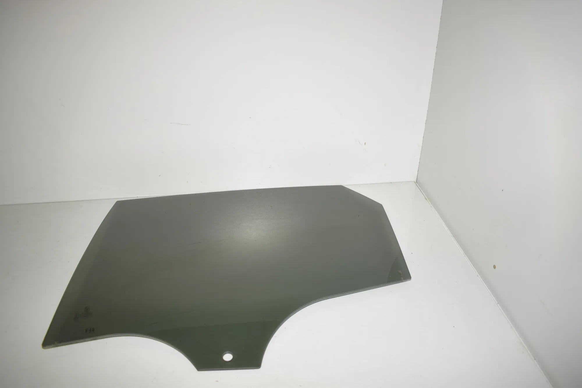 Rear Left Door Window – OEM 7374681 · BMW 2 Active Tourer (F45) 216 d 2017