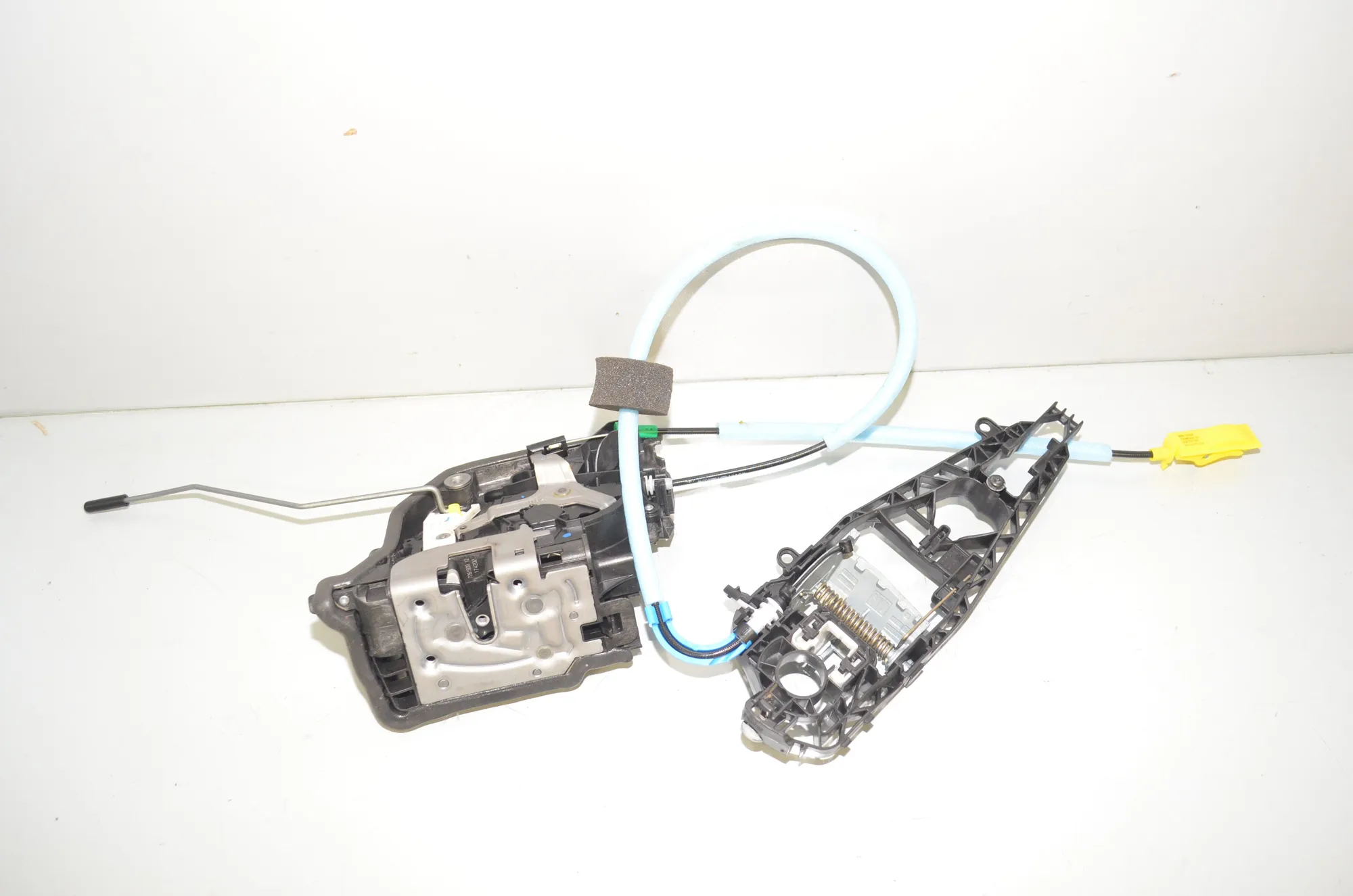 Rear Left Door Lock – OEM 7281939 · BMW 2 Active Tourer (F45) 216 d 2017