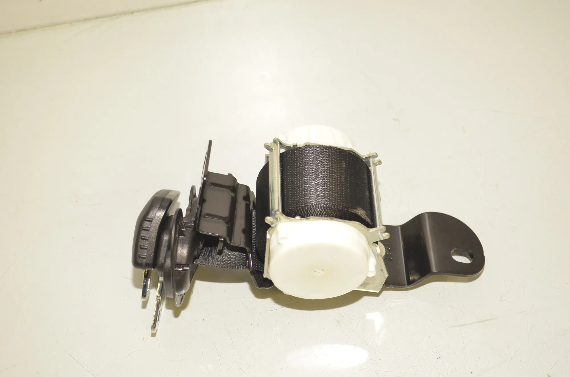 Rear Middle Seatbelt – OEM 7469264 · BMW 2 Active Tourer (F45) 216 d 2017