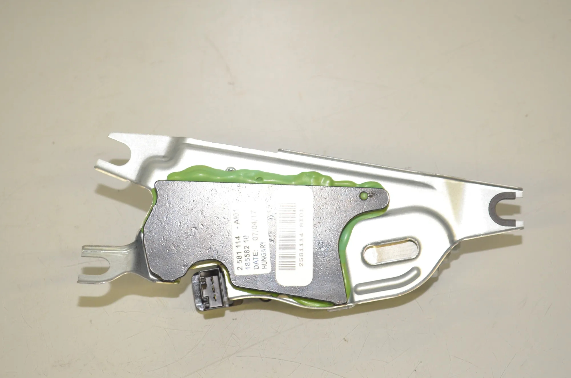 Tailgate Window Wiper Motor – OEM 7442325 · BMW 2 Active Tourer (F45) 216 d 2017 – 3