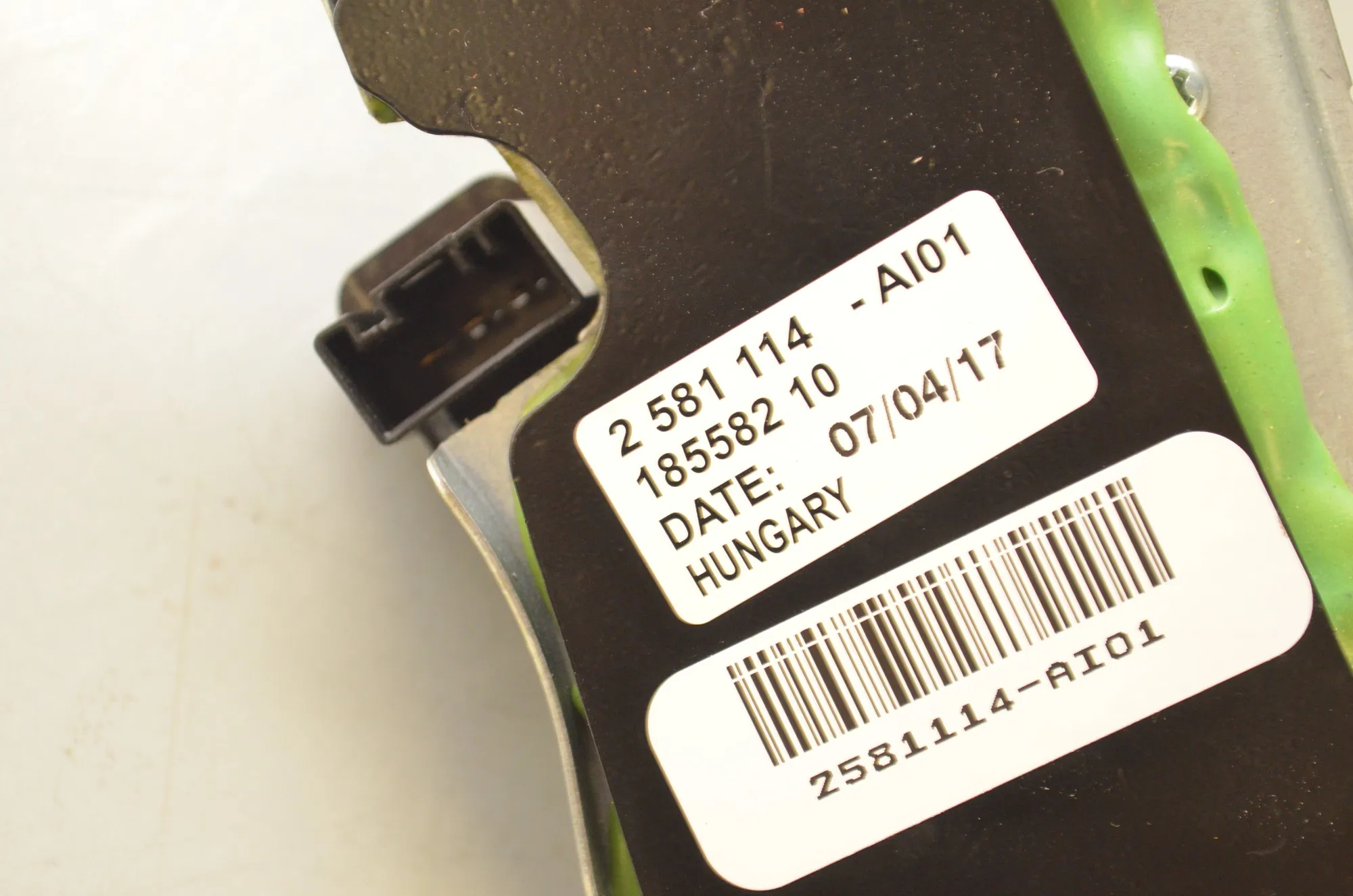 Tailgate Window Wiper Motor – OEM 7442325 · BMW 2 Active Tourer (F45) 216 d 2017 – 4