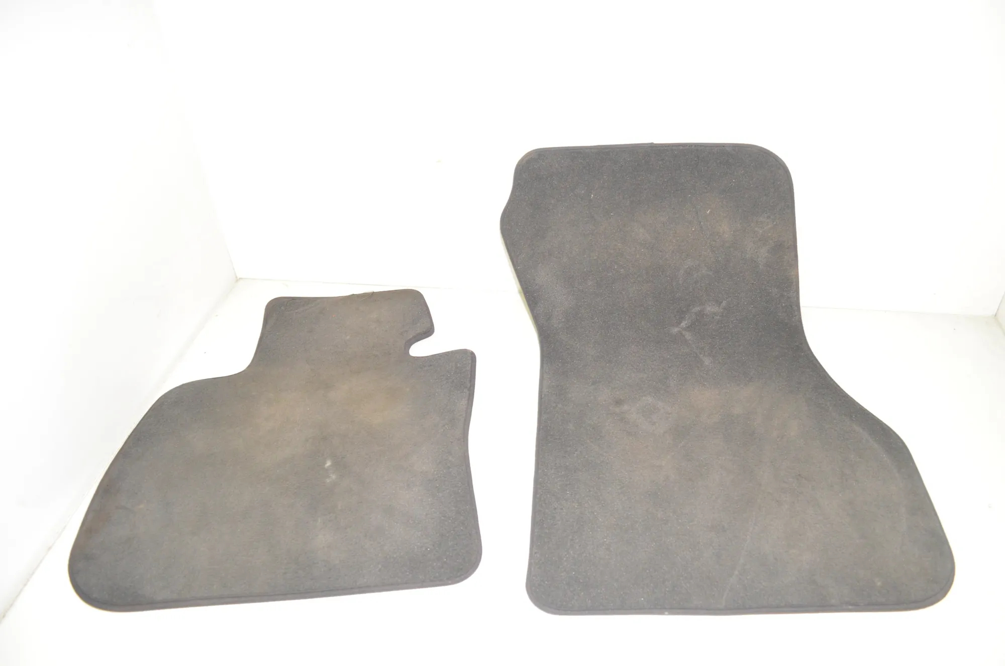 Floor Mat Set – OEM 7409638 · BMW 2 Active Tourer (F45) 216 d 2017 – 4