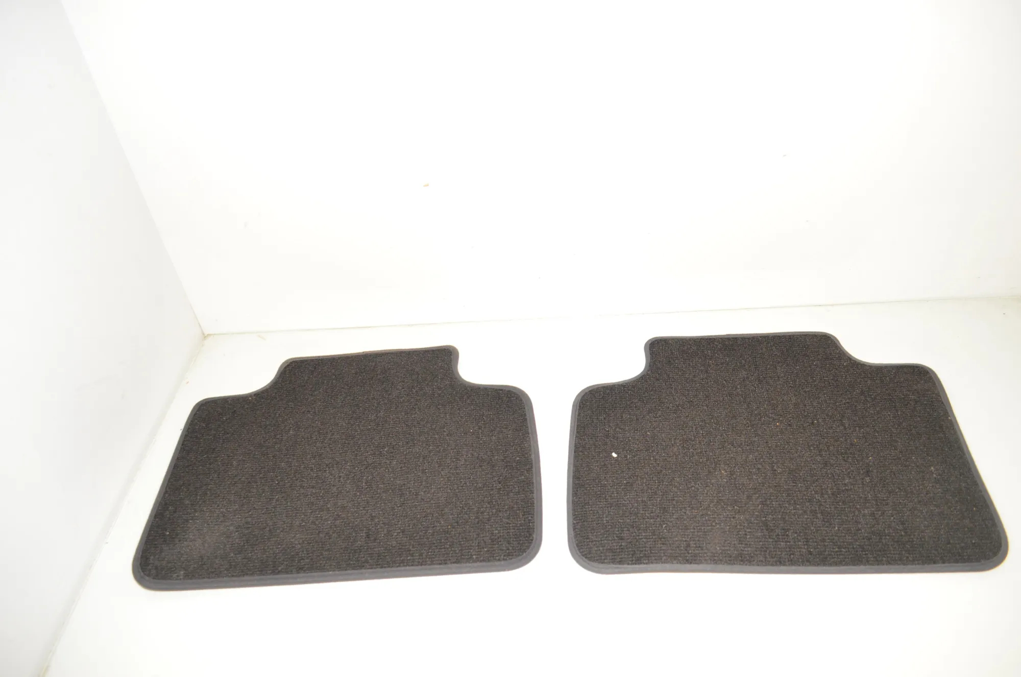 Floor Mat Set – OEM 7409638 · BMW 2 Active Tourer (F45) 216 d 2017 – 3