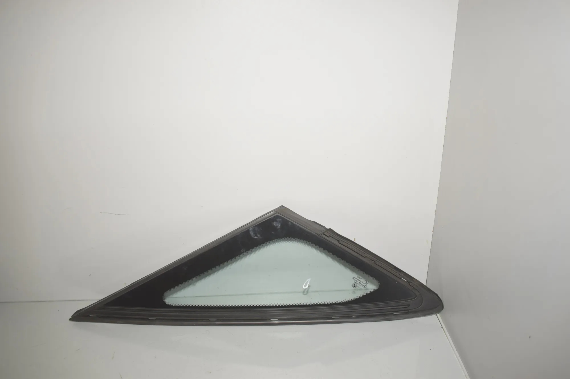 Front Right Quarter Window – OEM 7326156 · BMW 2 Active Tourer (F45) 216 d 2017