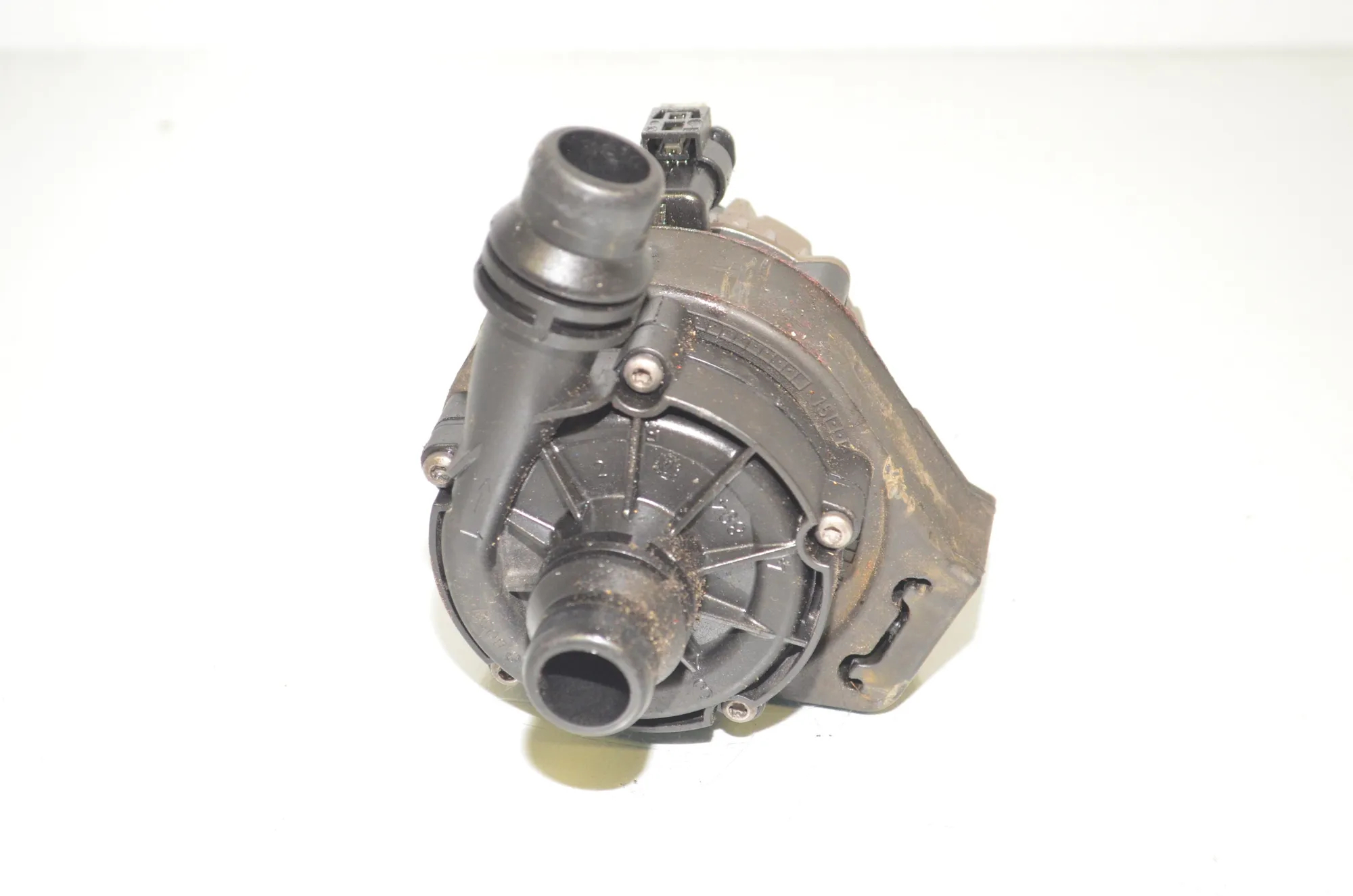 Auxiliary Water Pump – OEM 8679882 · BMW 2 Active Tourer (F45) 225 xe 2018 – 3