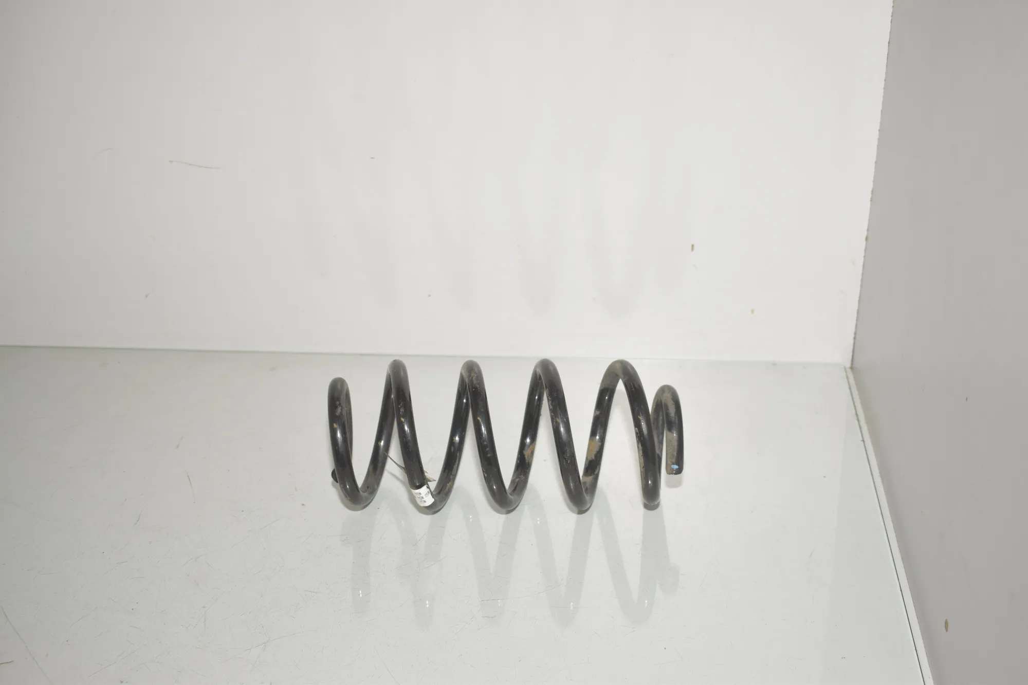 Rear Right Coil Spring – OEM 8838147 · BMW X1 (U11) (2022 - -) BMW X1 (U11) sDrive 18 i 2024 – 3