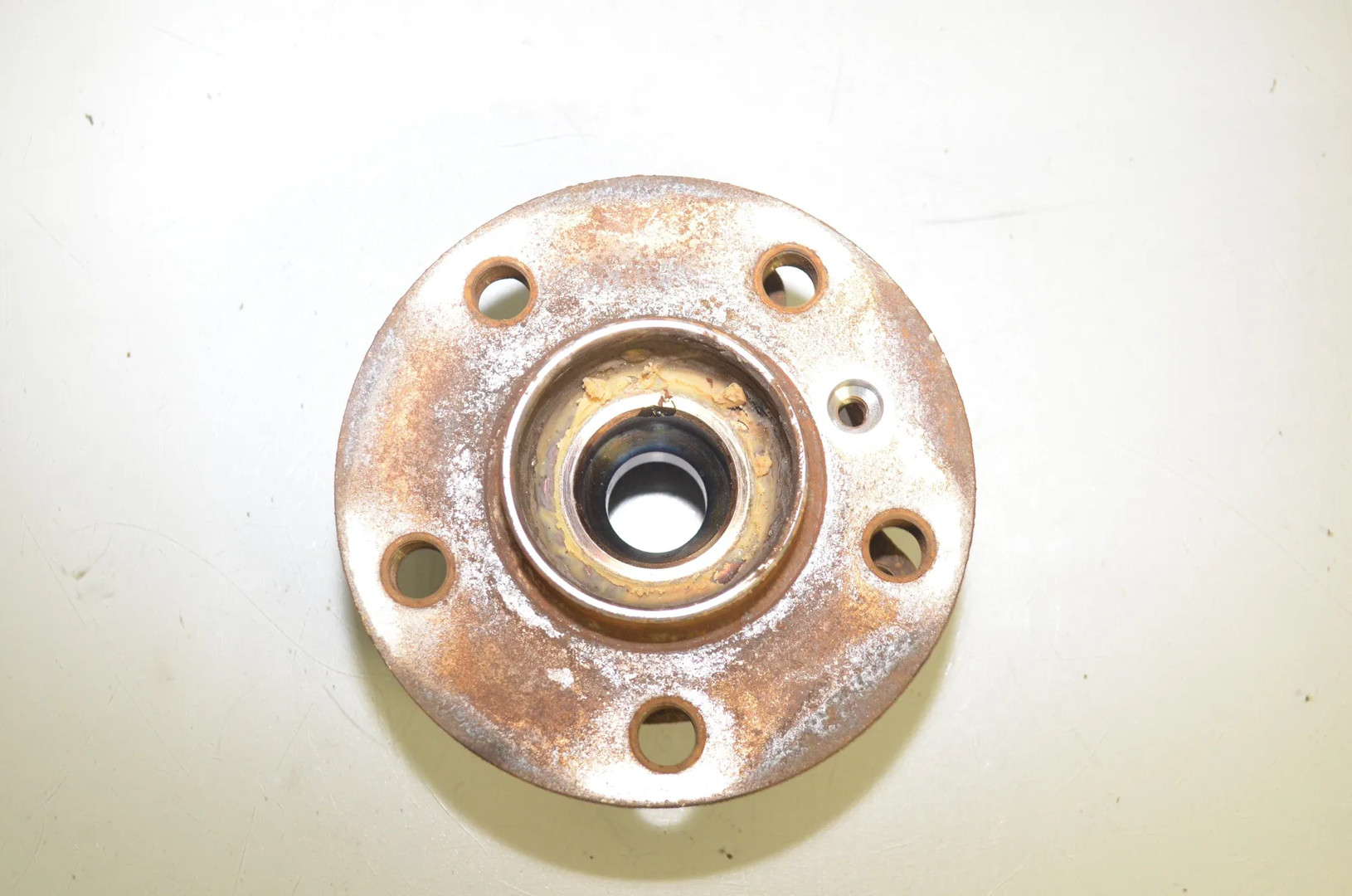 Front Left Wheel Bearing – OEM 8845775 · BMW 2 Active Tourer (F45) 225 xe 2018