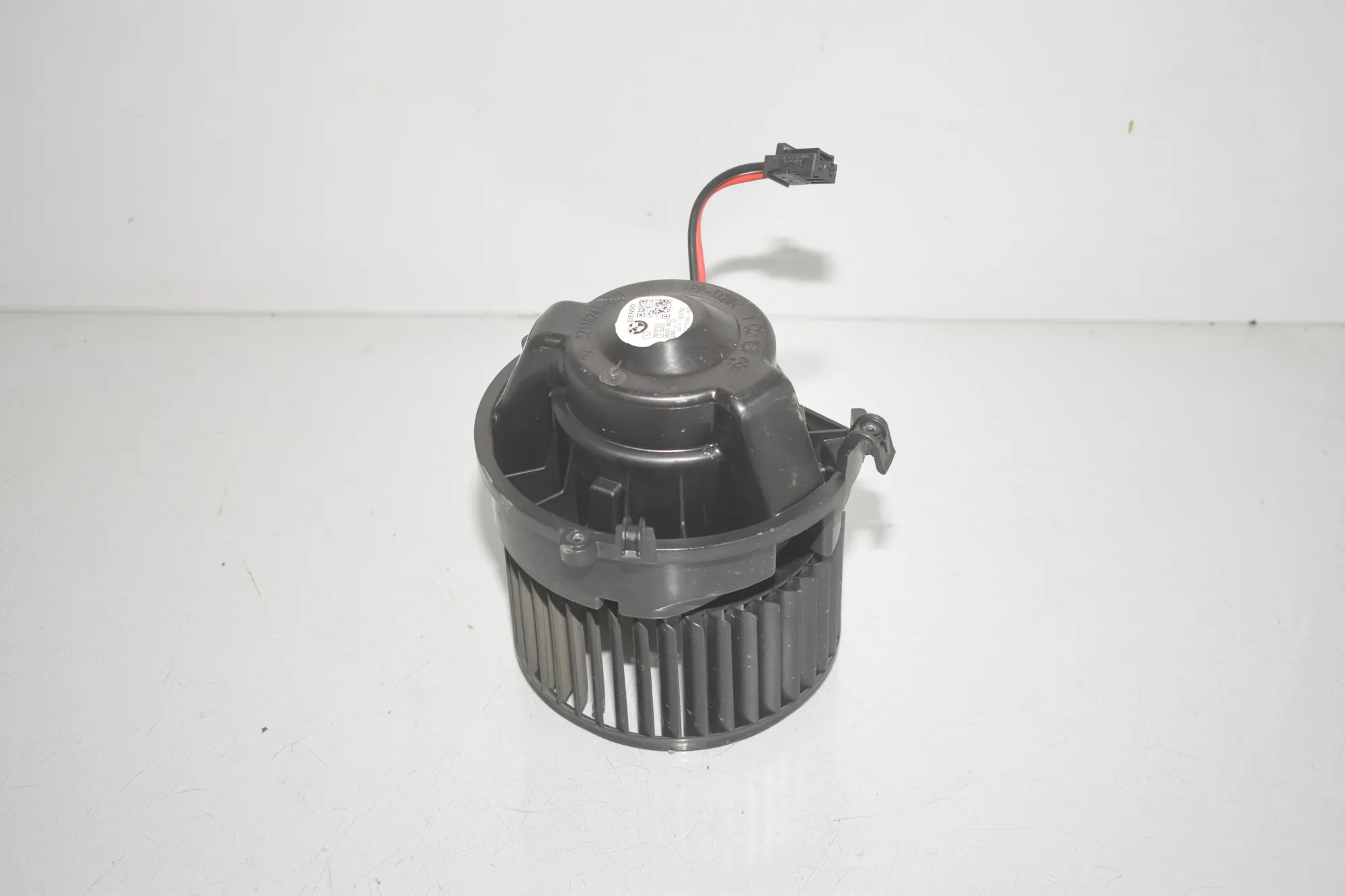 Heater Blower Fan – OEM 9297752 · BMW 2 Active Tourer (F45) 225 xe 2018