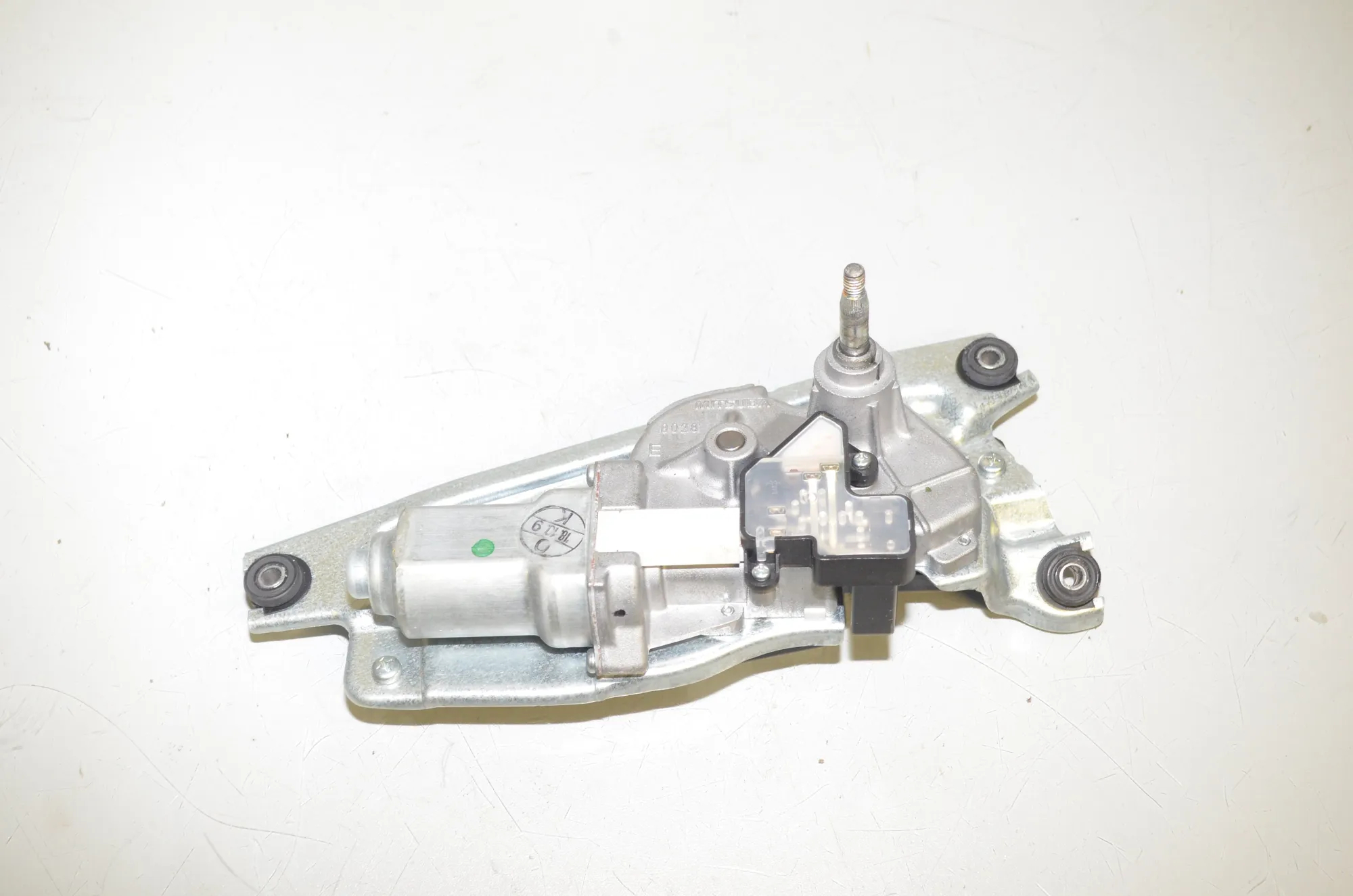 Tailgate Window Wiper Motor – OEM 7442325 · BMW 2 Active Tourer (F45) 225 xe 2018 – 2