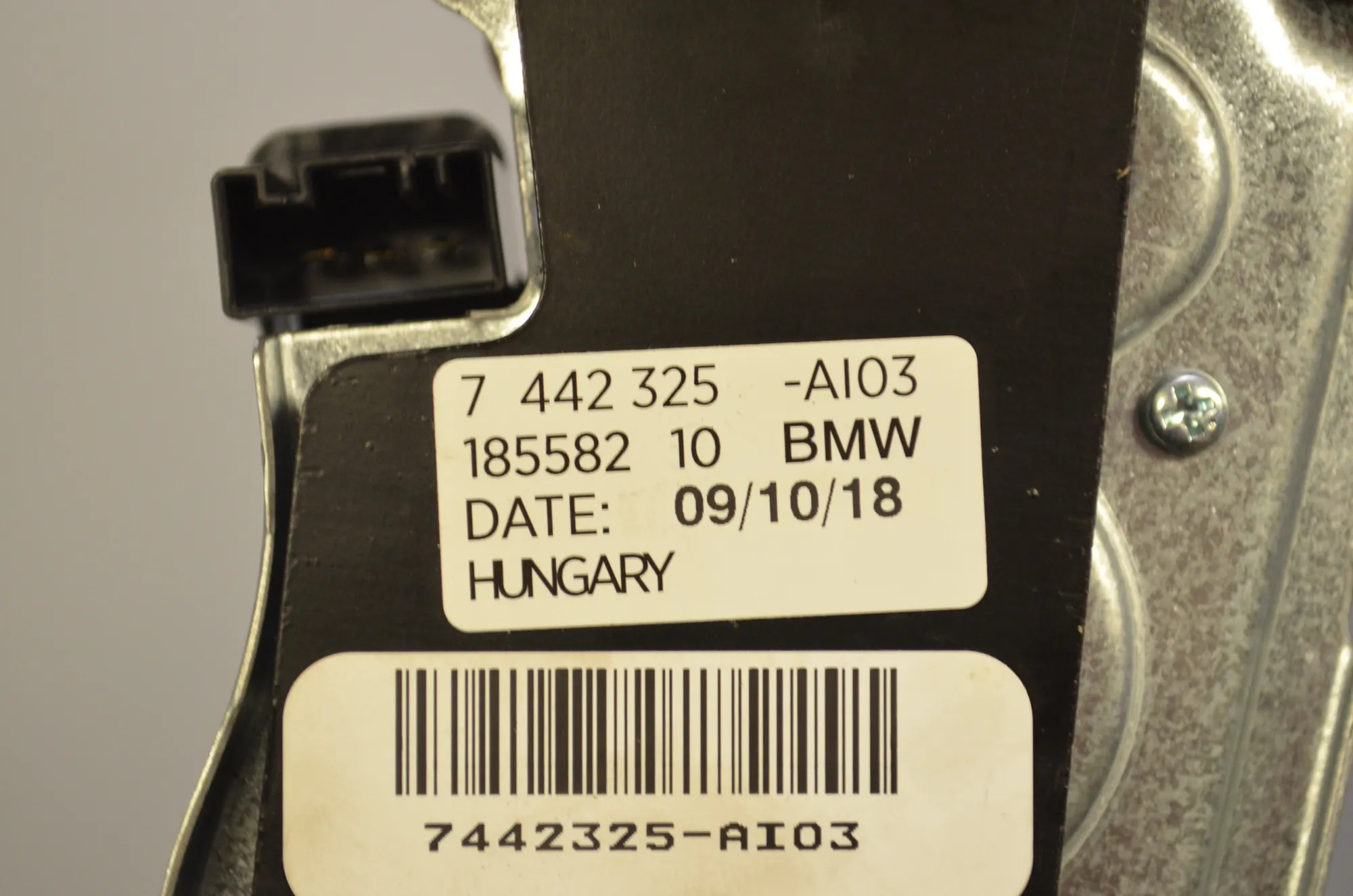 Tailgate Window Wiper Motor – OEM 7442325 · BMW 2 Active Tourer (F45) 225 xe 2018 – 5