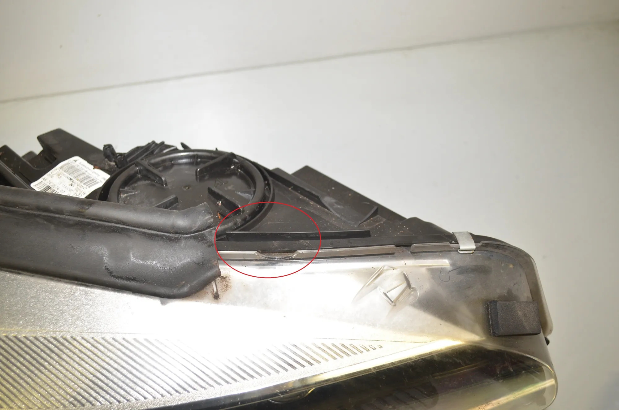 Front Right Headlight – OEM 7422574 · BMW 2 Active Tourer (F45) 225 xe 2018 – 6