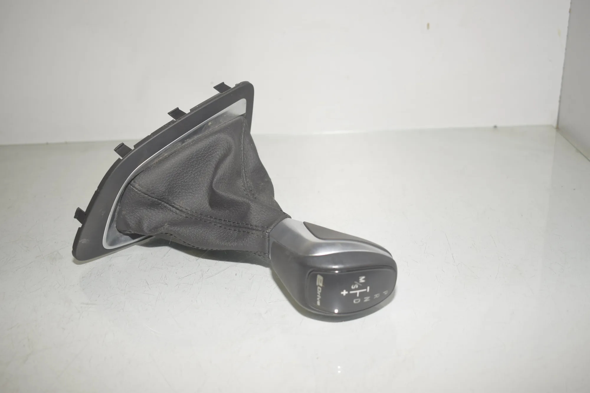 Gear Shifting Knob – OEM 9263414 · BMW 2 Active Tourer (F45) 225 xe 2018 – 6