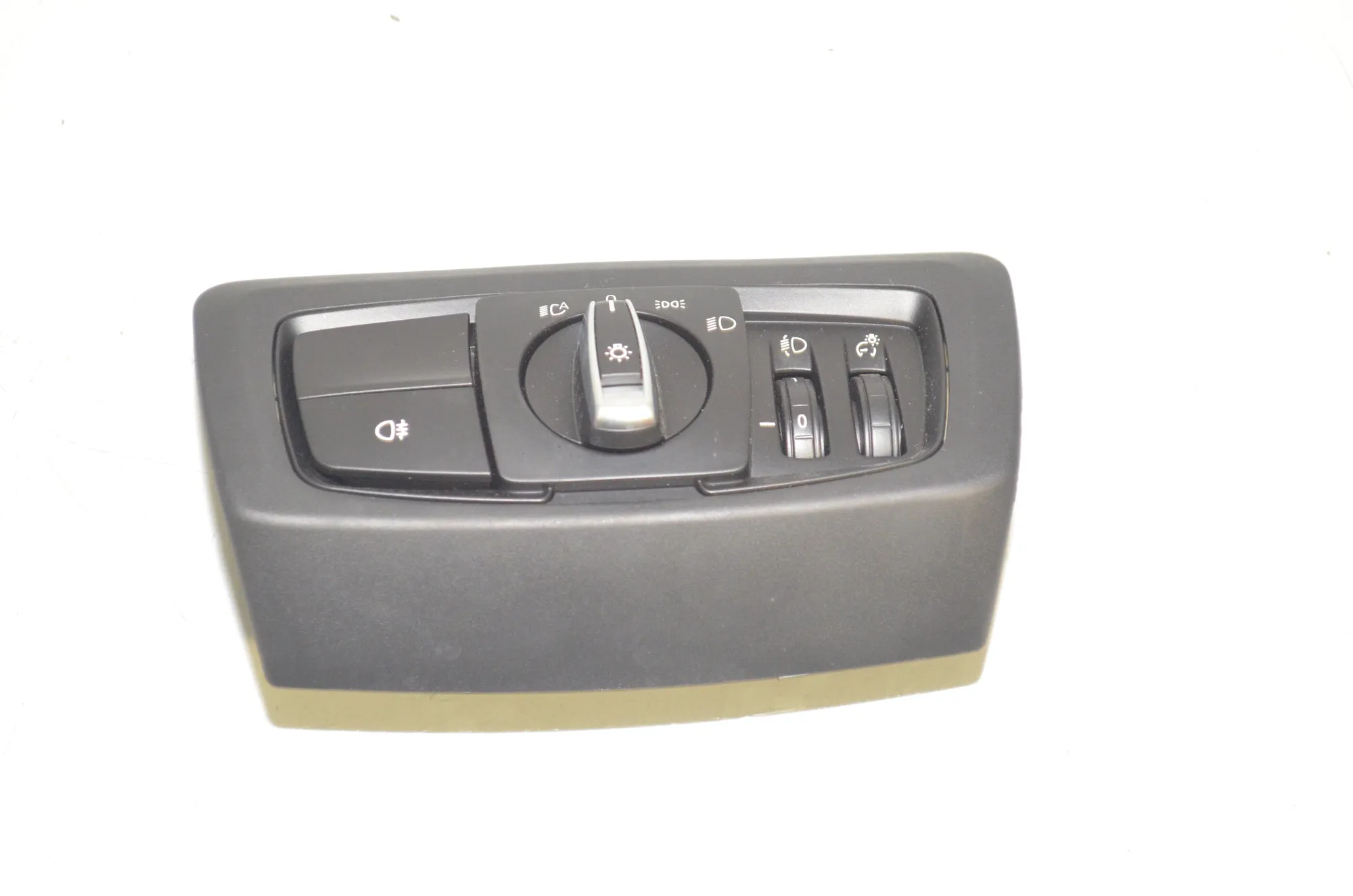 Headlight Switch Control Unit – OEM 9865819 · BMW 2 Active Tourer (F45) 225 xe 2018 – 2