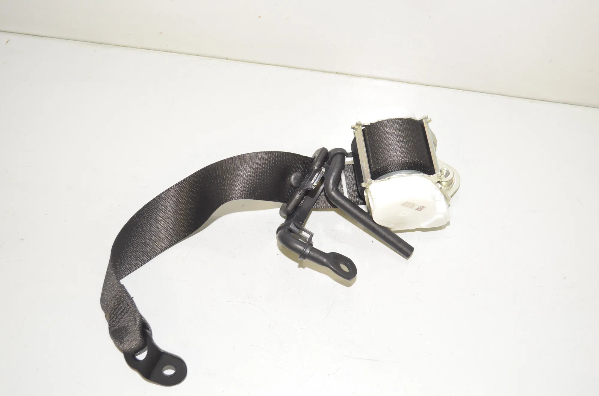 Rear Right Seatbelt – OEM 7305644 · BMW i3 (I01) Electric 2019 – 2